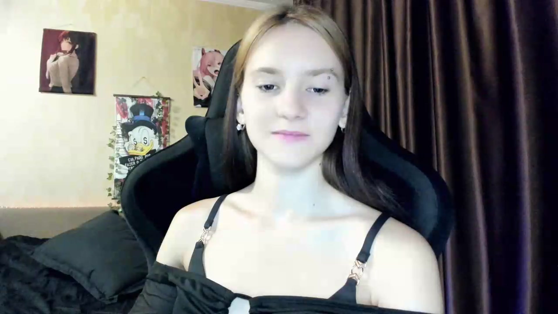 Gallery image thumbnail from Madison_Burke's myfreecams stream on, 07/18/2026, 23:05 image 7 of 20