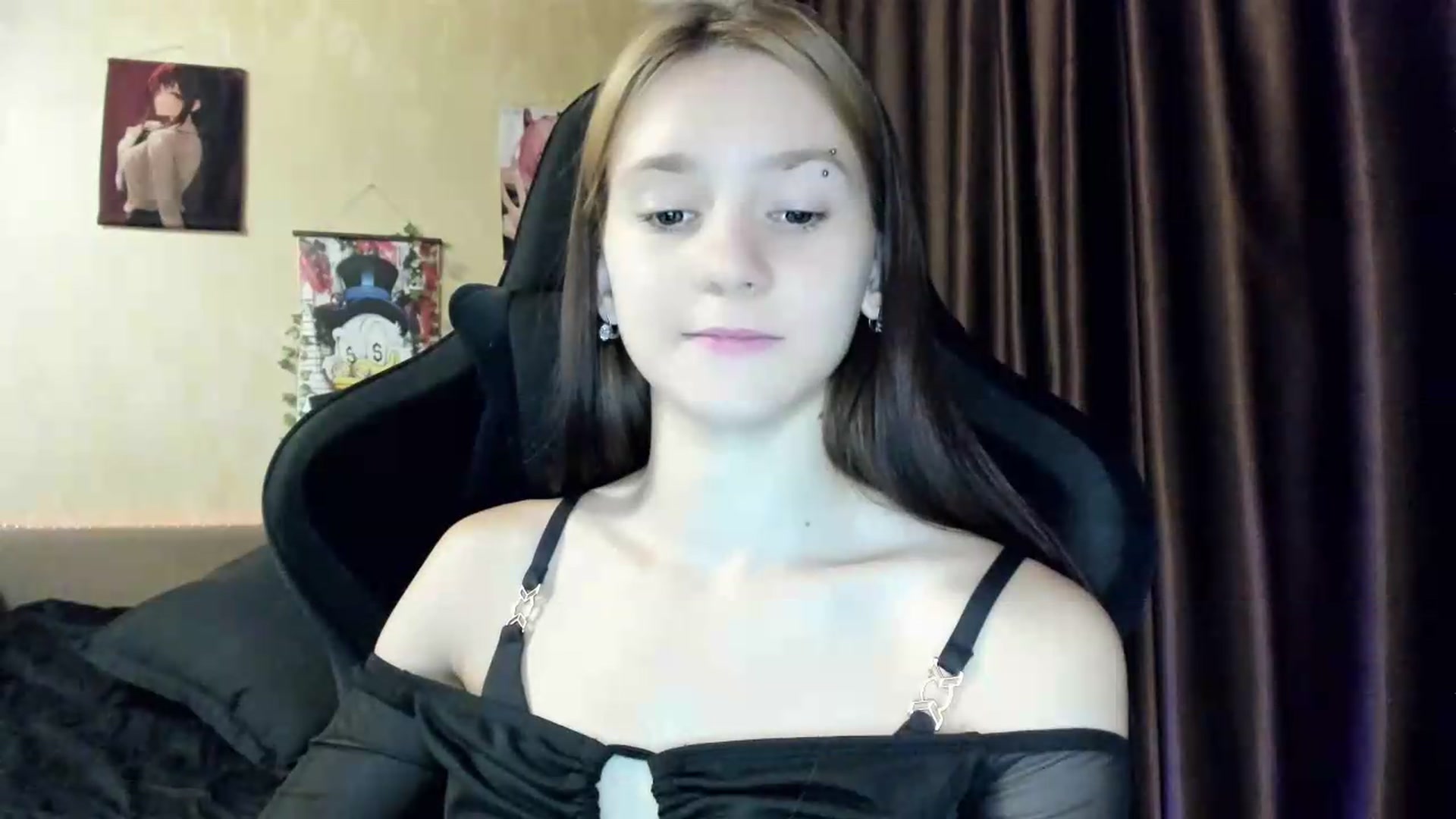 Gallery image thumbnail from Madison_Burke's myfreecams stream on, 07/18/2026, 23:05 image 14 of 20