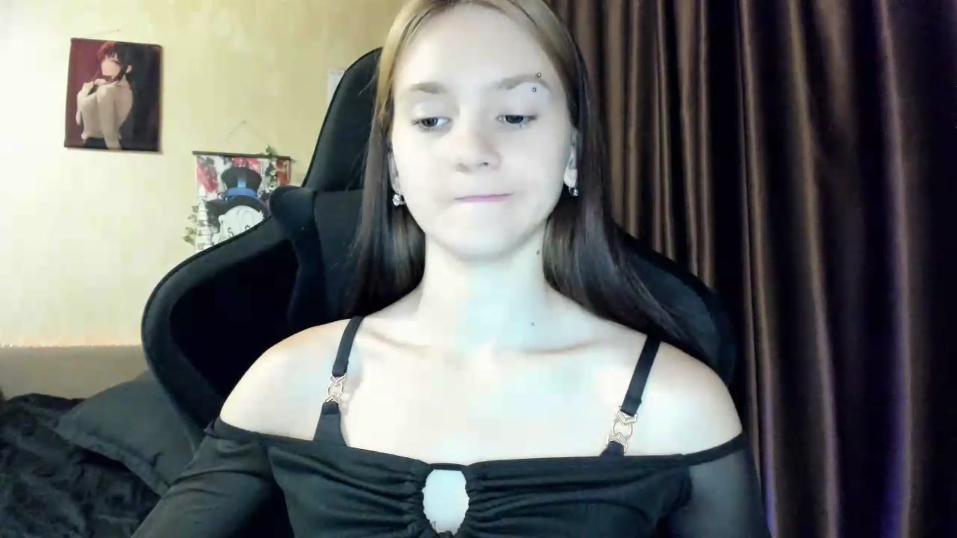 Gallery image thumbnail from Madison_Burke's myfreecams stream on, 07/18/2026, 23:05 image 10 of 20