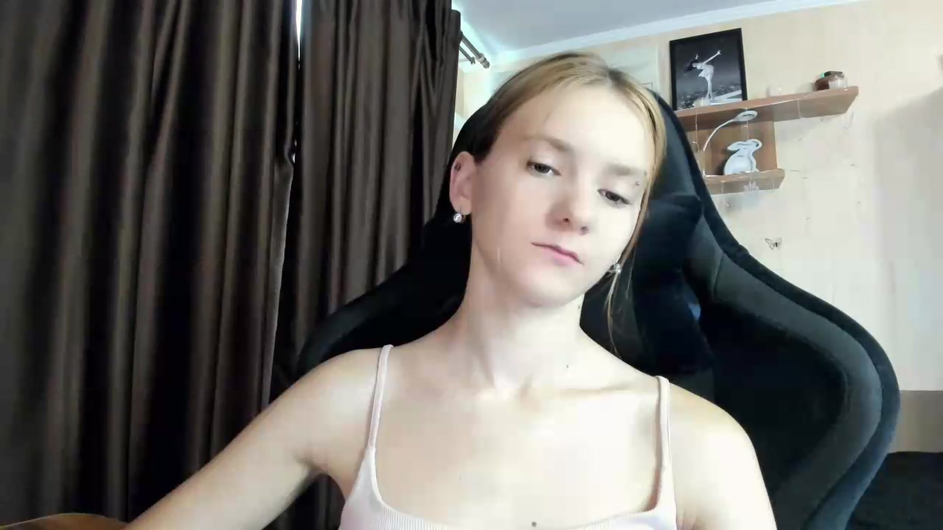 Gallery image thumbnail from Madison_Burke's myfreecams stream on, 07/21/2026, 05:25 image 20 of 20