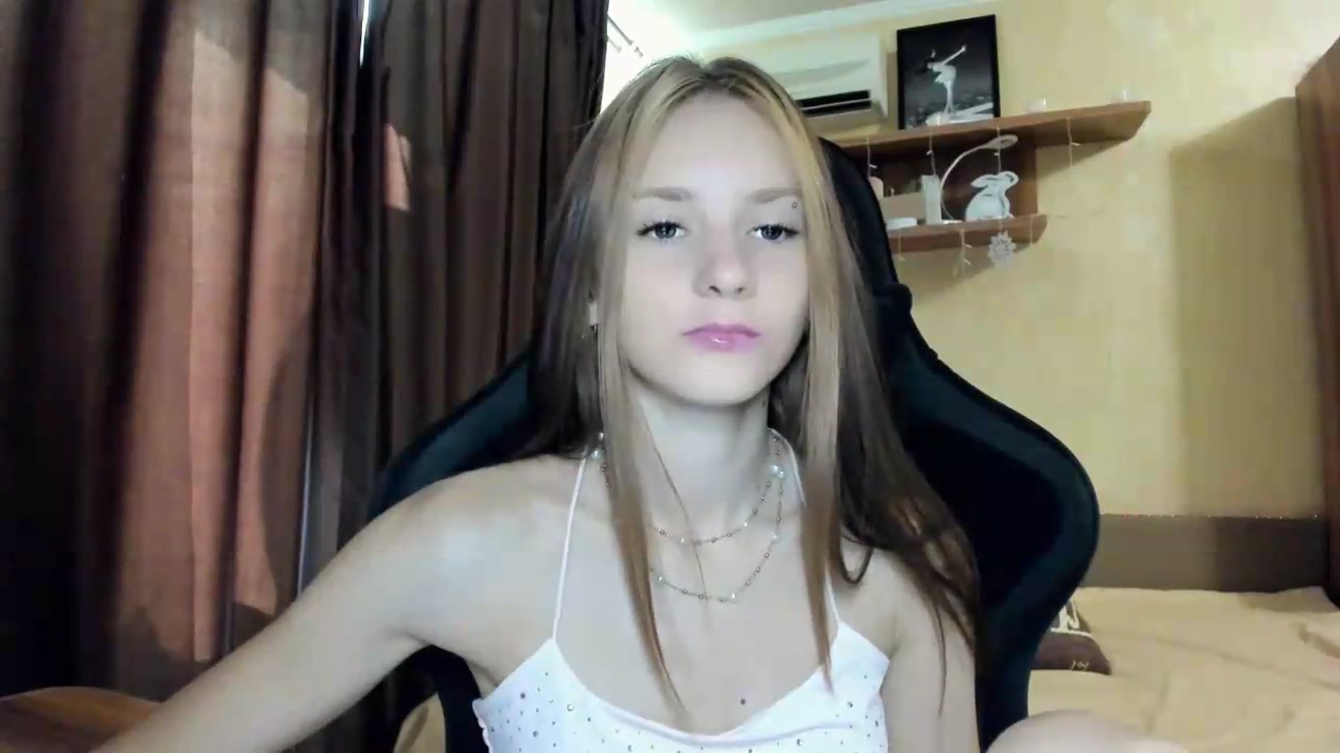 Gallery image thumbnail from Madison_Burke's myfreecams stream on, 08/02/2026, 14:22 image 6 of 20