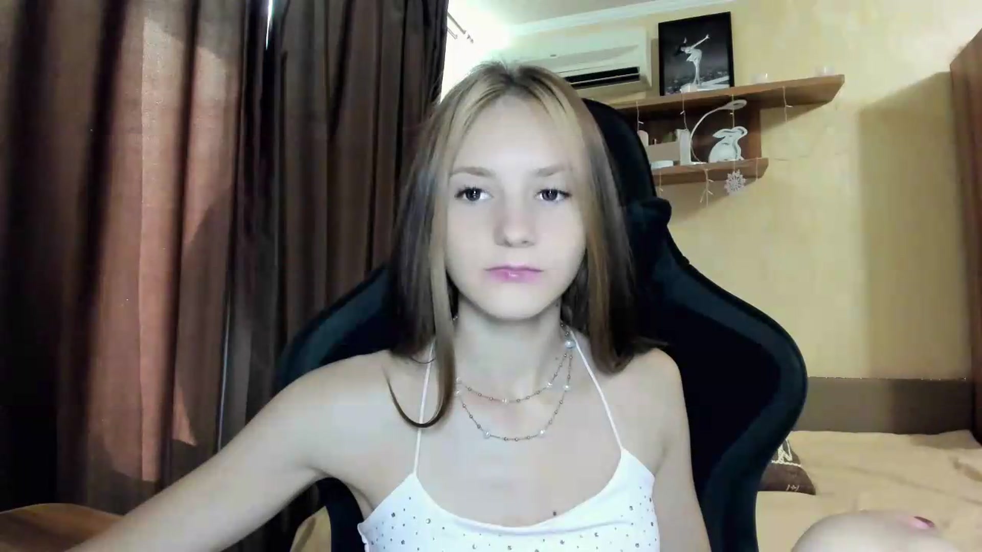 Gallery image thumbnail from Madison_Burke's myfreecams stream on, 08/02/2026, 14:22 image 9 of 20