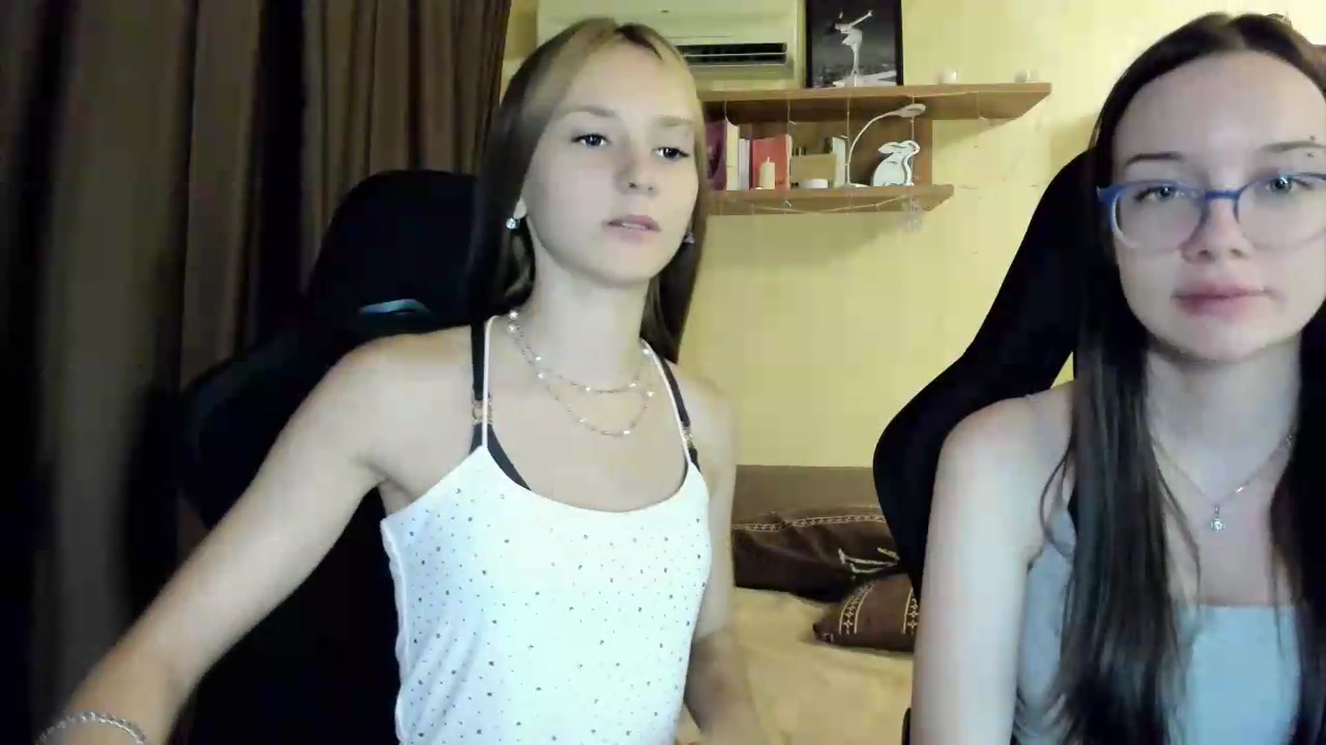 Gallery image thumbnail from Madison_Burke's myfreecams stream on, 08/02/2026, 21:32 image 10 of 20