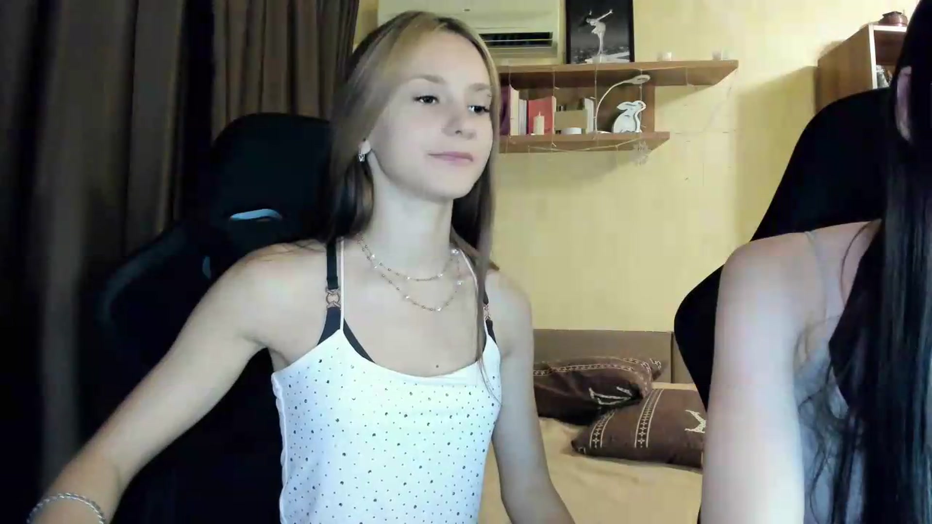 Gallery image thumbnail from Madison_Burke's myfreecams stream on, 08/02/2026, 21:32 image 19 of 20