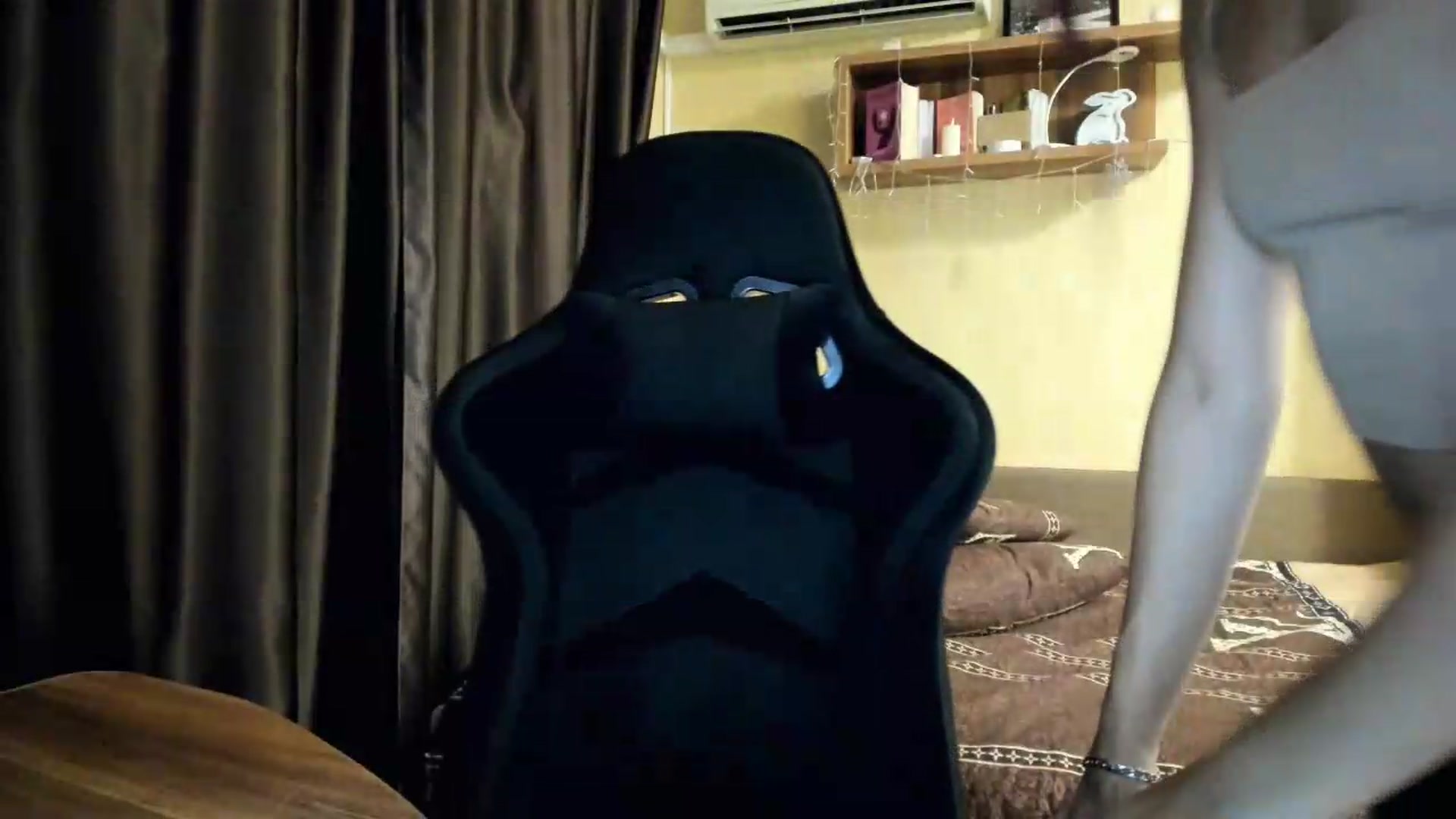 Gallery image thumbnail from Madison_Burke's myfreecams stream on, 08/04/2026, 22:56 image 14 of 20