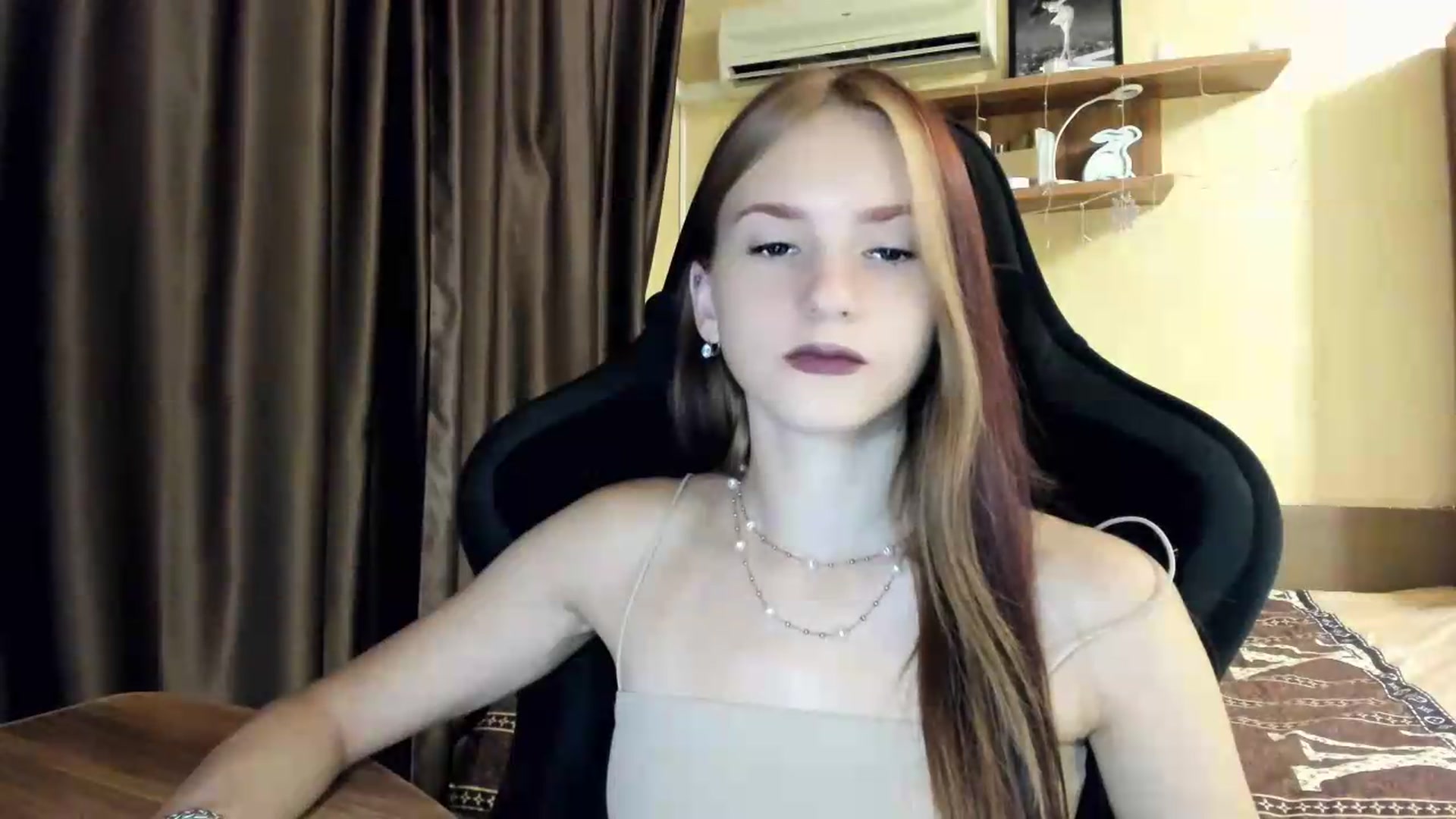 Gallery image thumbnail from Madison_Burke's myfreecams stream on, 08/05/2026, 01:10 image 13 of 20