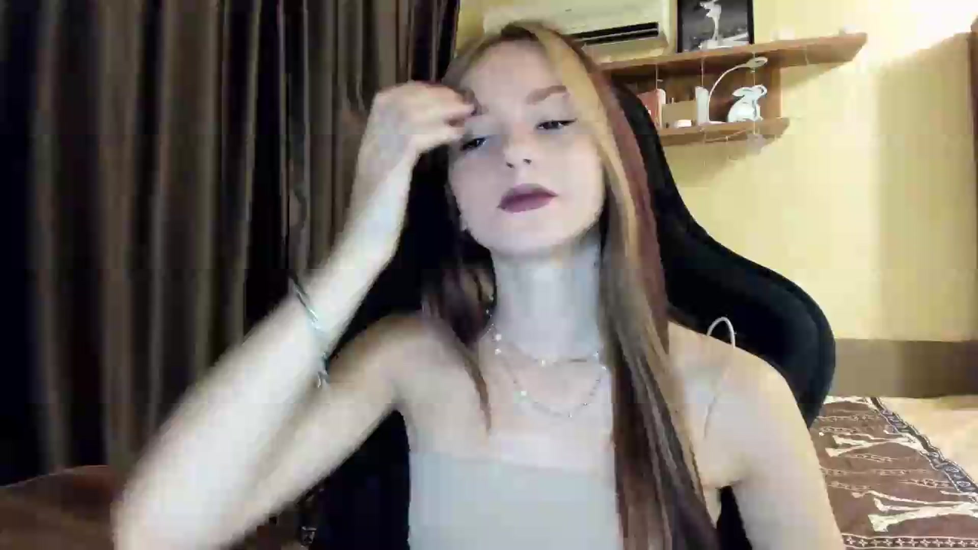 Gallery image thumbnail from Madison_Burke's myfreecams stream on, 08/05/2026, 01:10 image 1 of 20