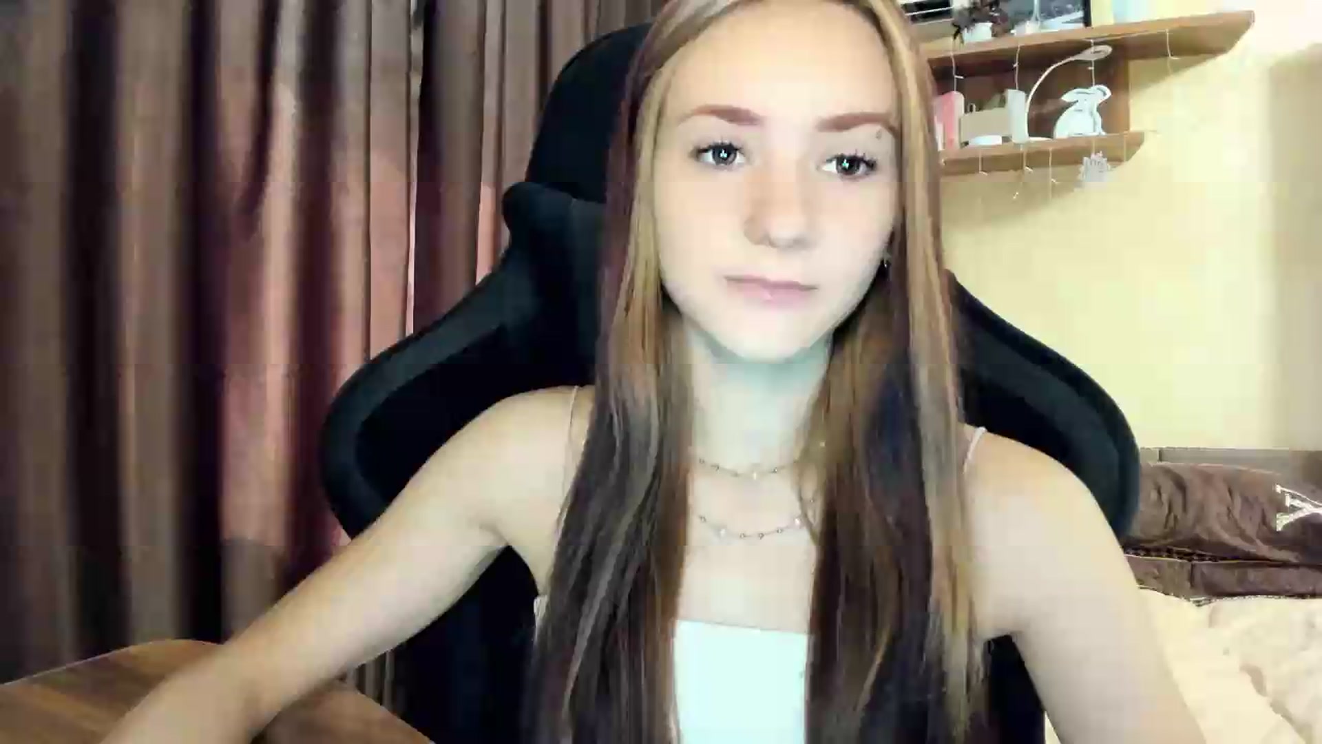 Gallery image thumbnail from Madison_Burke's myfreecams stream on, 08/06/2026, 13:03 image 5 of 20