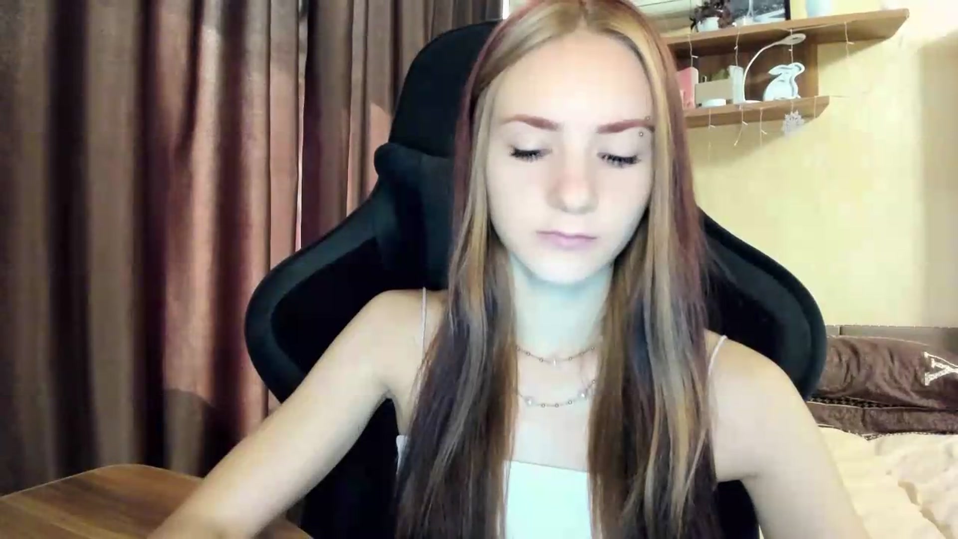 Gallery image thumbnail from Madison_Burke's myfreecams stream on, 08/06/2026, 13:03 image 13 of 20