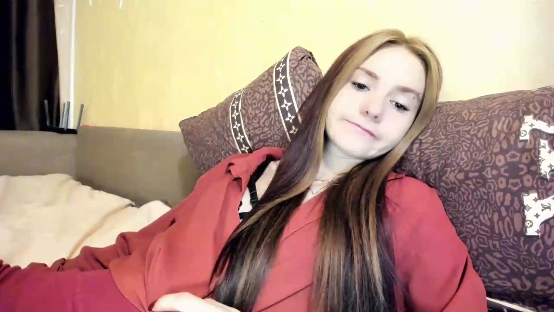 Gallery image thumbnail from Madison_Burke's myfreecams stream on, 08/09/2026, 23:25 image 14 of 20