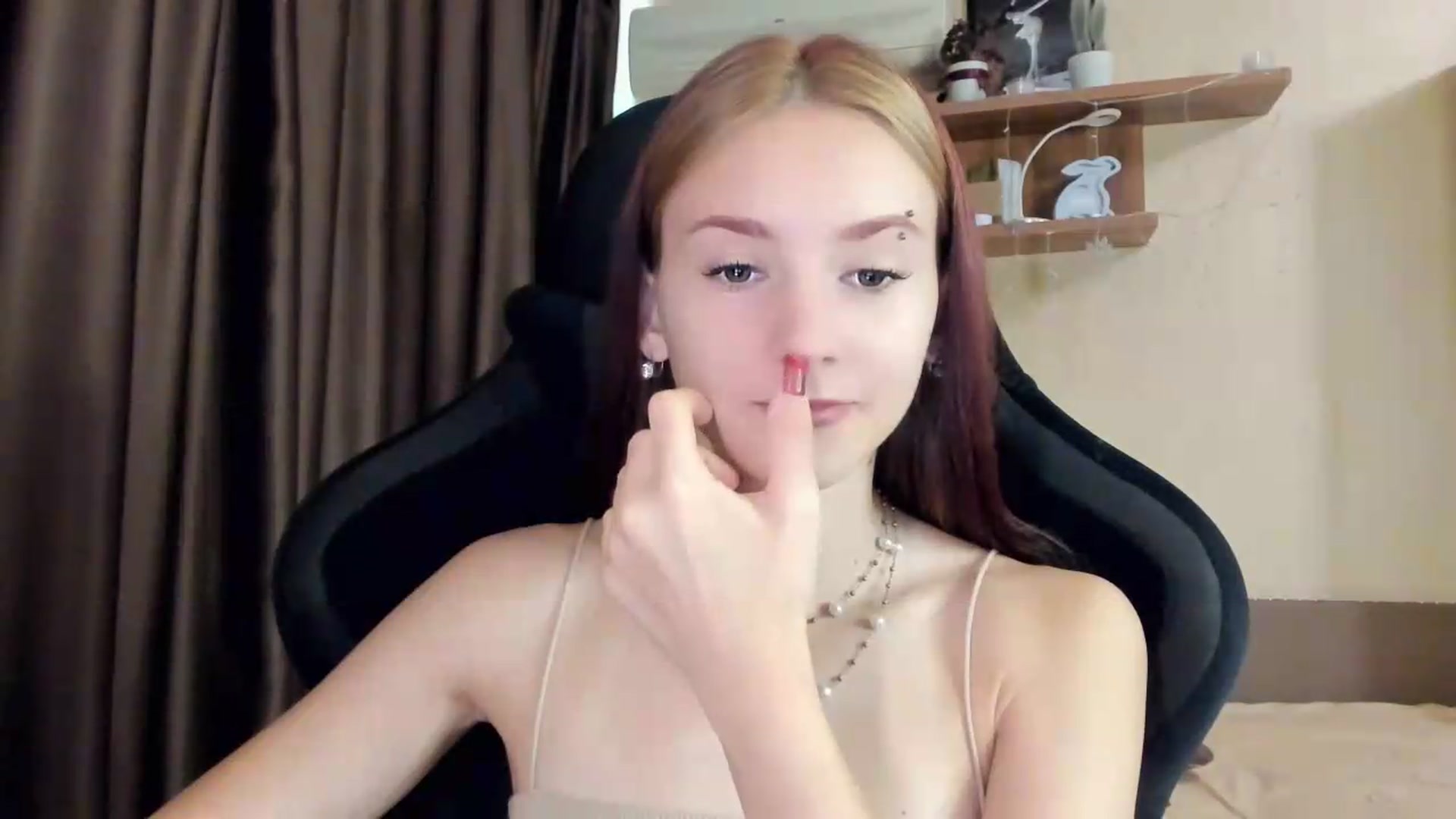 Gallery image thumbnail from Madison_Burke's myfreecams stream on, 08/11/2026, 16:32 image 3 of 20