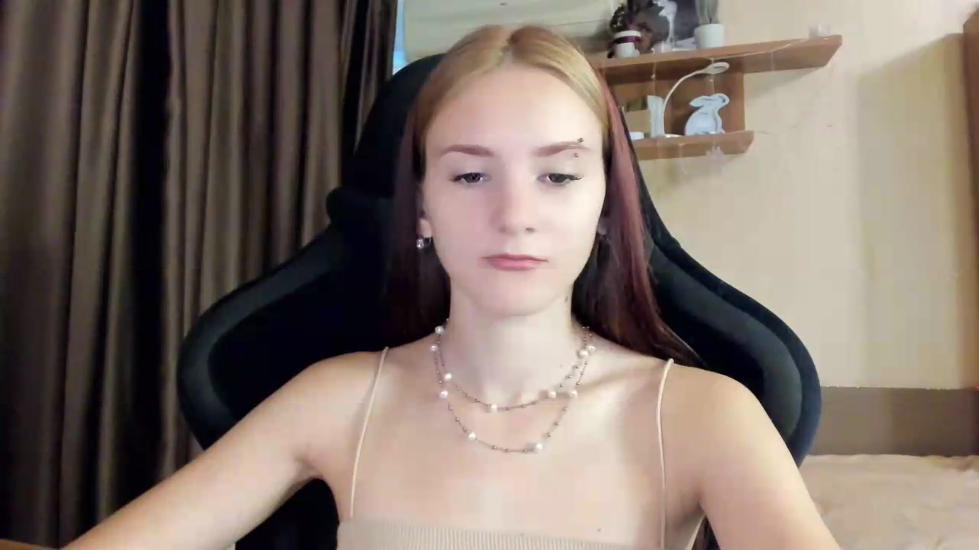 Gallery image thumbnail from Madison_Burke's myfreecams stream on, 08/11/2026, 16:32 image 13 of 20