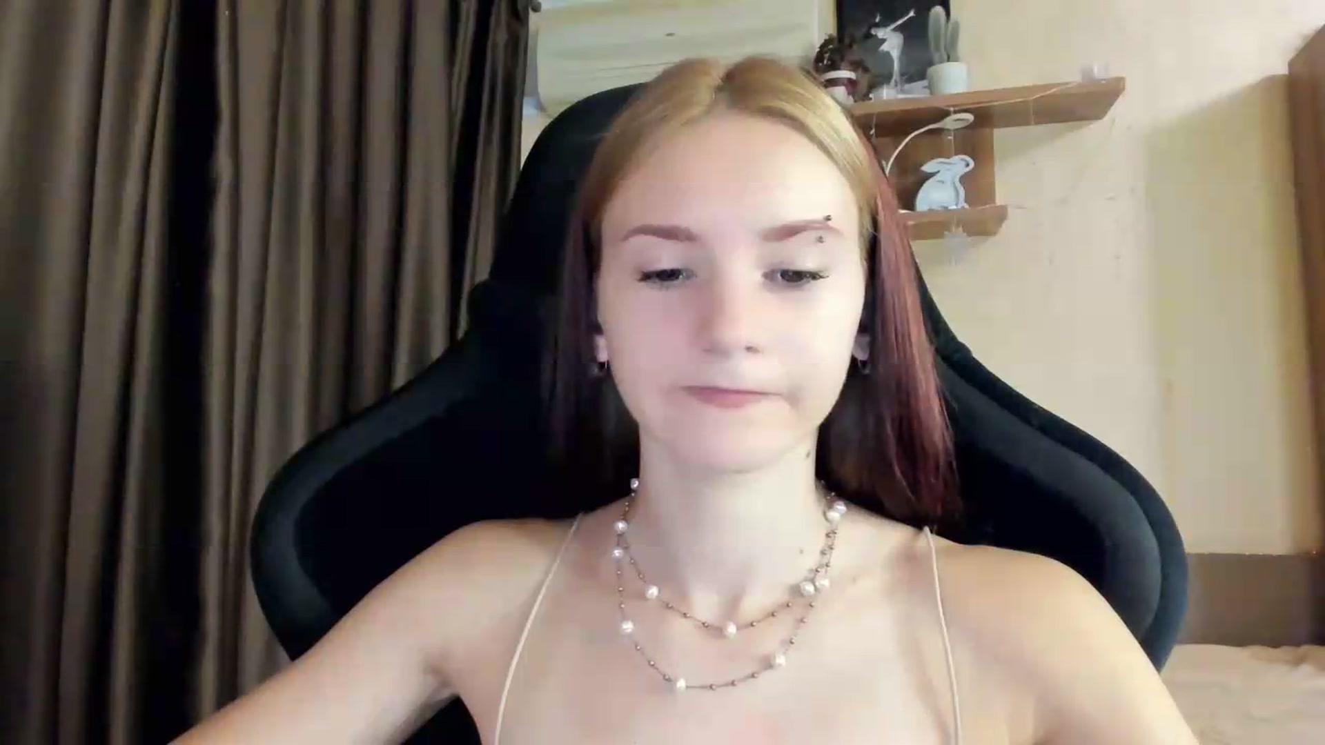 Gallery image thumbnail from Madison_Burke's myfreecams stream on, 08/11/2026, 17:19 image 13 of 20