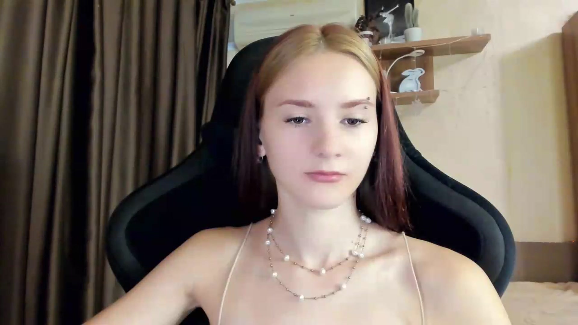 Gallery image thumbnail from Madison_Burke's myfreecams stream on, 08/11/2026, 17:19 image 9 of 20