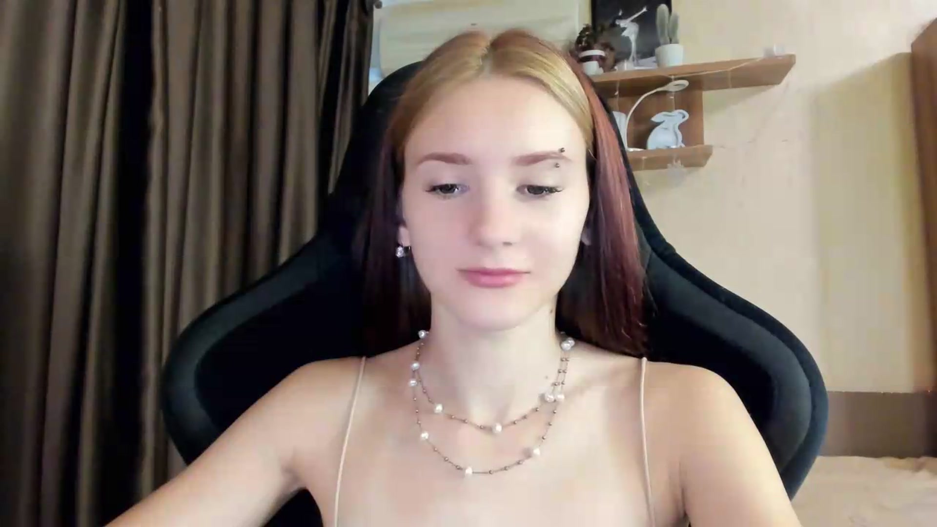 Gallery image thumbnail from Madison_Burke's myfreecams stream on, 08/11/2026, 17:19 image 3 of 20