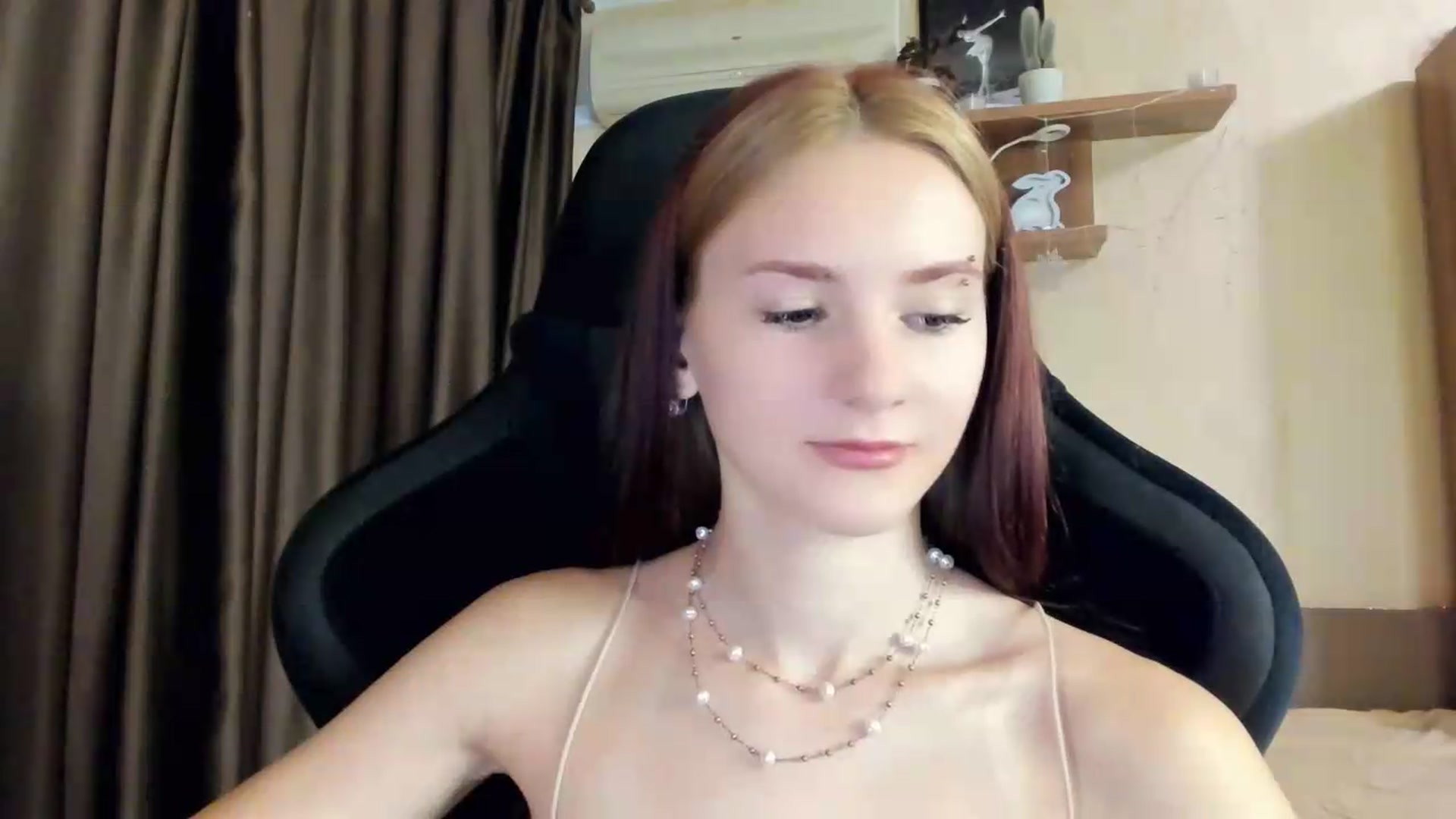 Gallery image thumbnail from Madison_Burke's myfreecams stream on, 08/11/2026, 17:19 image 10 of 20