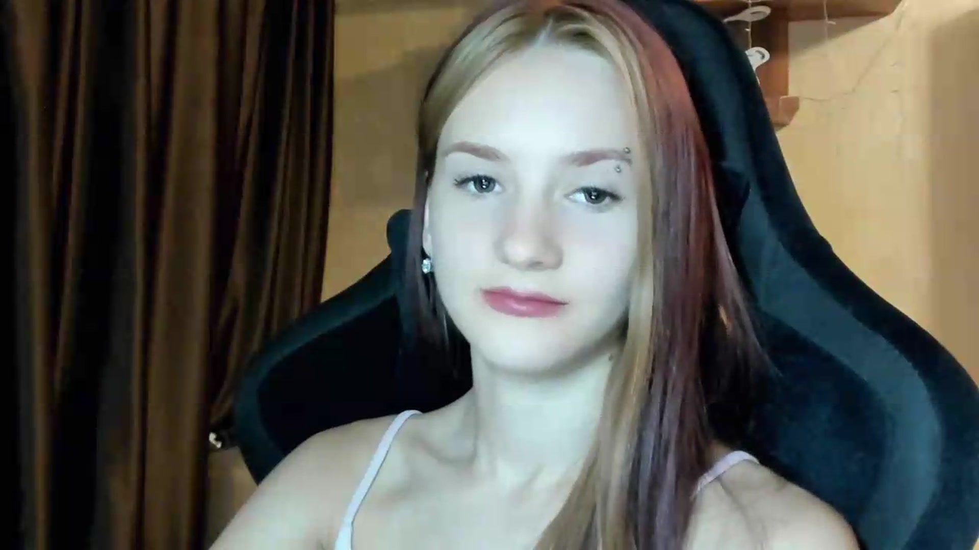 Gallery image thumbnail from Madison_Burke's myfreecams stream on, 08/13/2026, 22:59 image 19 of 20