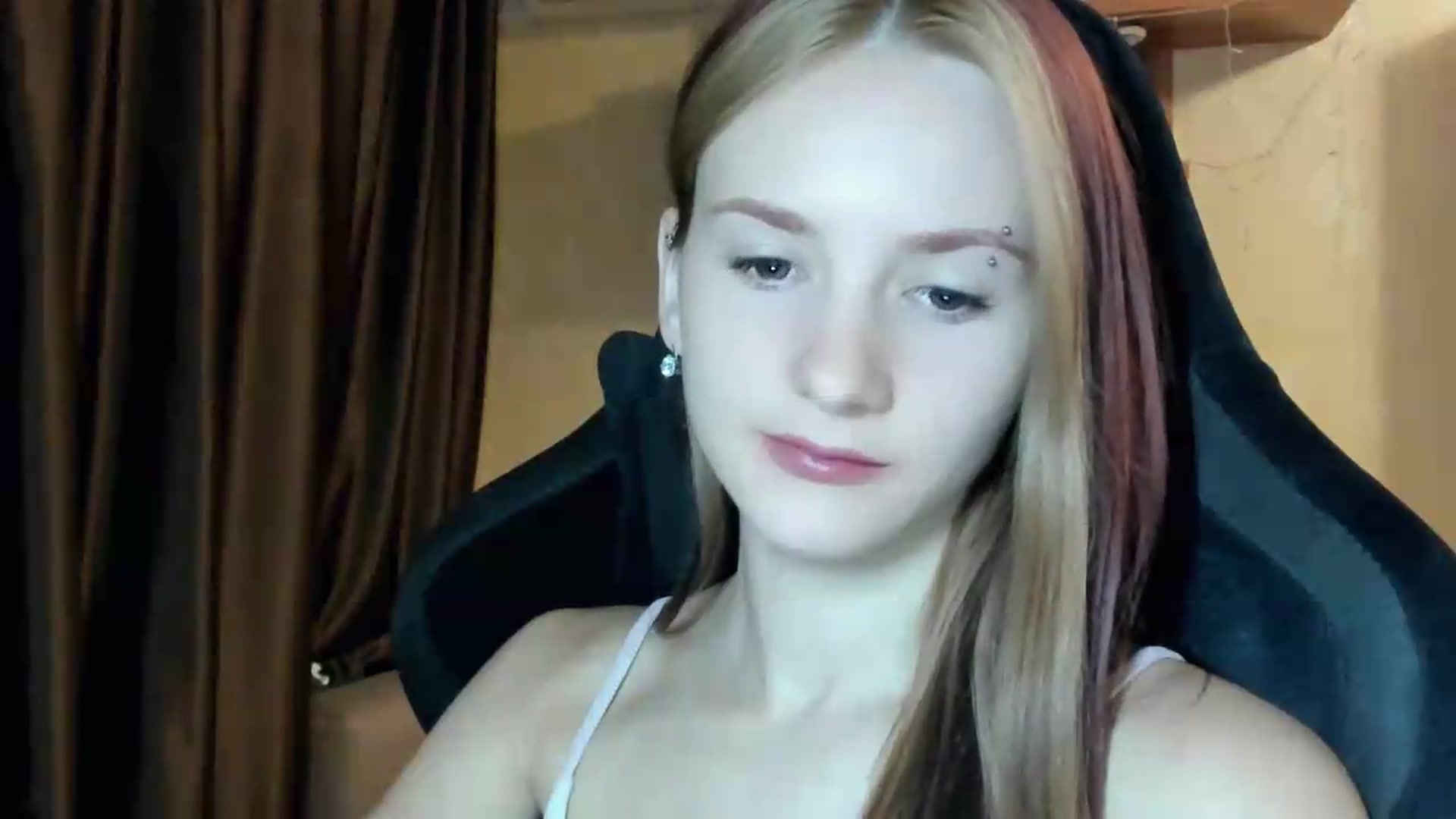 Gallery image thumbnail from Madison_Burke's myfreecams stream on, 08/13/2026, 22:59 image 3 of 20