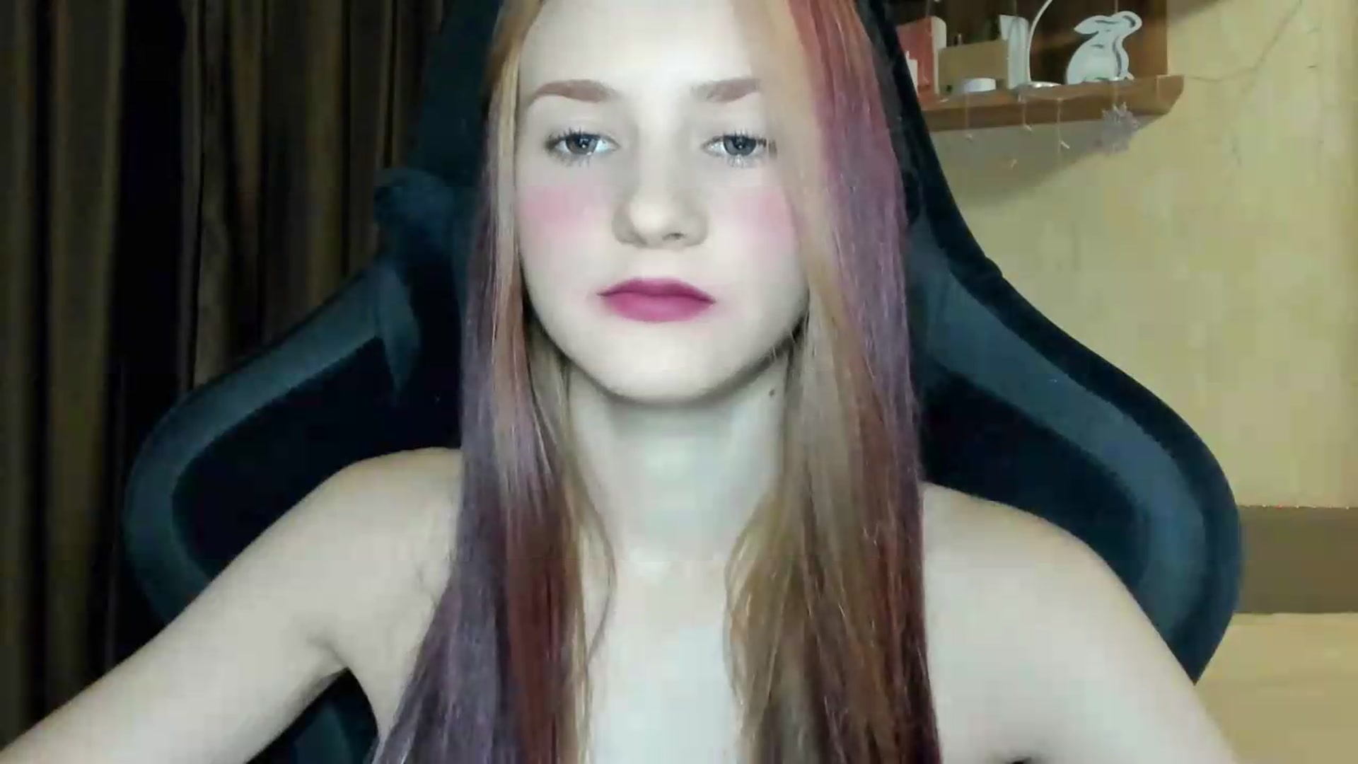 Gallery image thumbnail from Madison_Burke's myfreecams stream on, 08/17/2026, 20:53 image 12 of 20