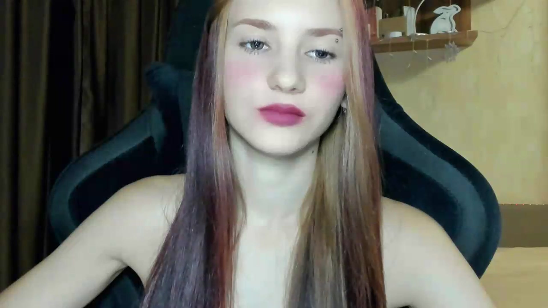 Gallery image thumbnail from Madison_Burke's myfreecams stream on, 08/17/2026, 20:53 image 10 of 20
