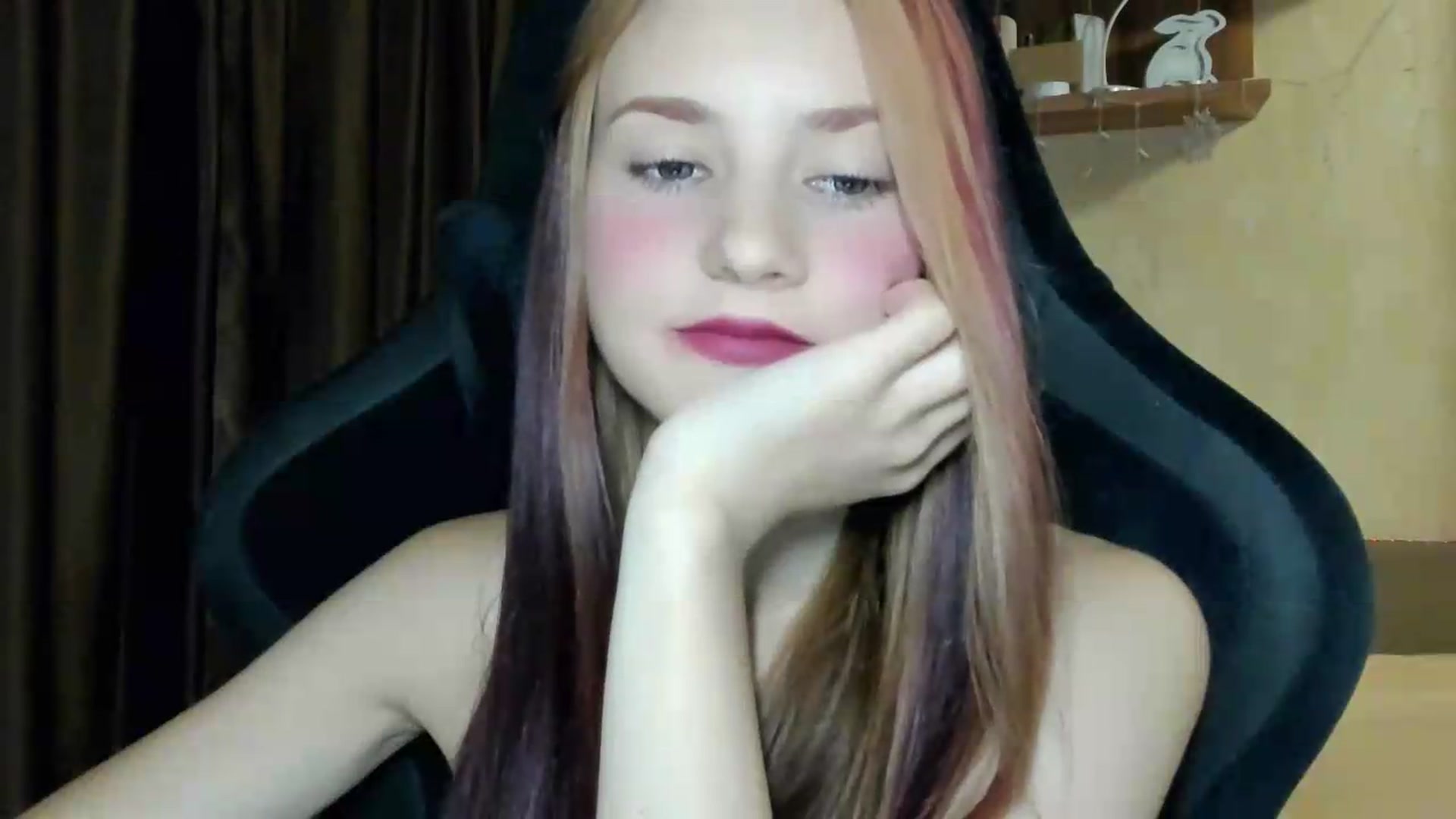 Gallery image thumbnail from Madison_Burke's myfreecams stream on, 08/17/2026, 20:53 image 7 of 20