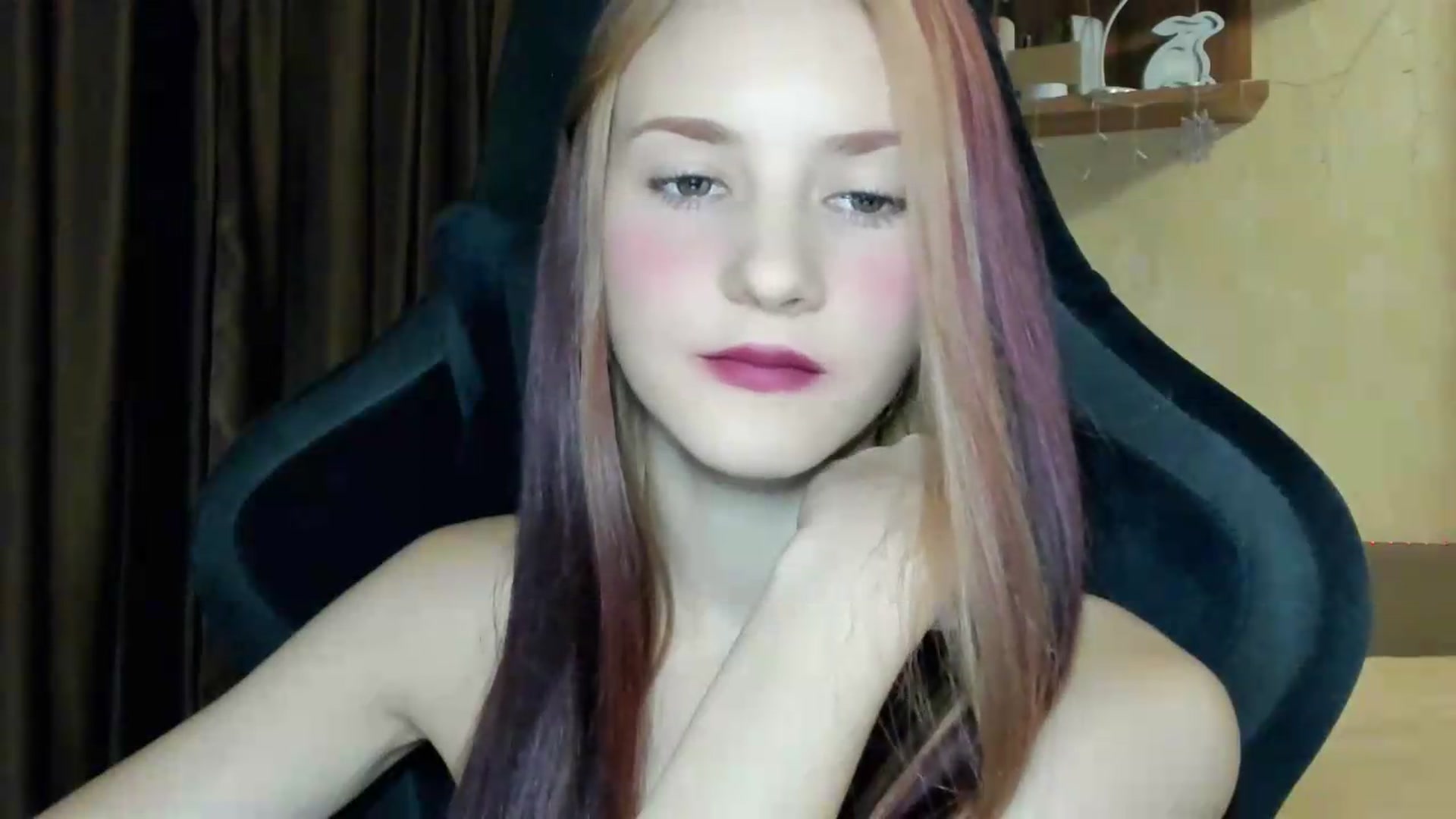 Gallery image thumbnail from Madison_Burke's myfreecams stream on, 08/17/2026, 20:53 image 6 of 20