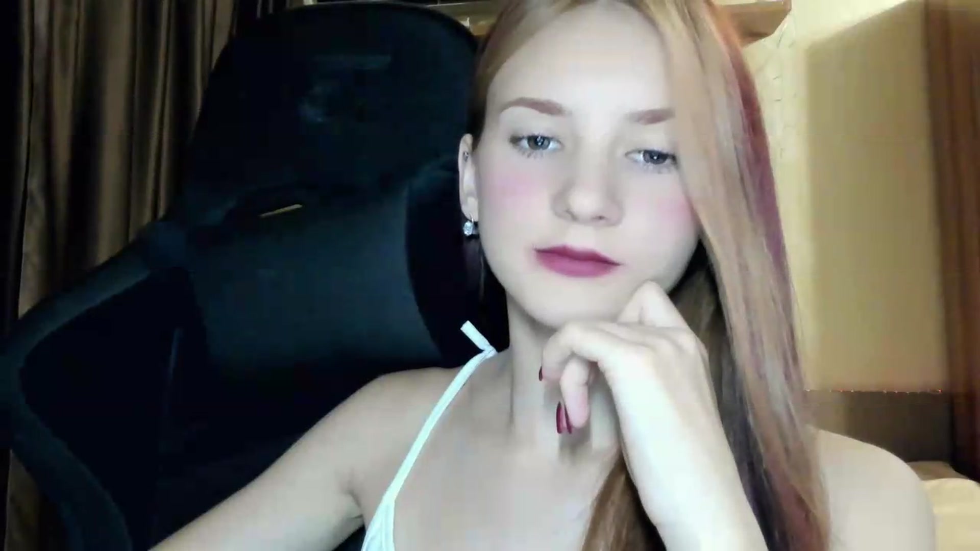 Gallery image thumbnail from Madison_Burke's myfreecams stream on, 08/17/2026, 23:21 image 3 of 20