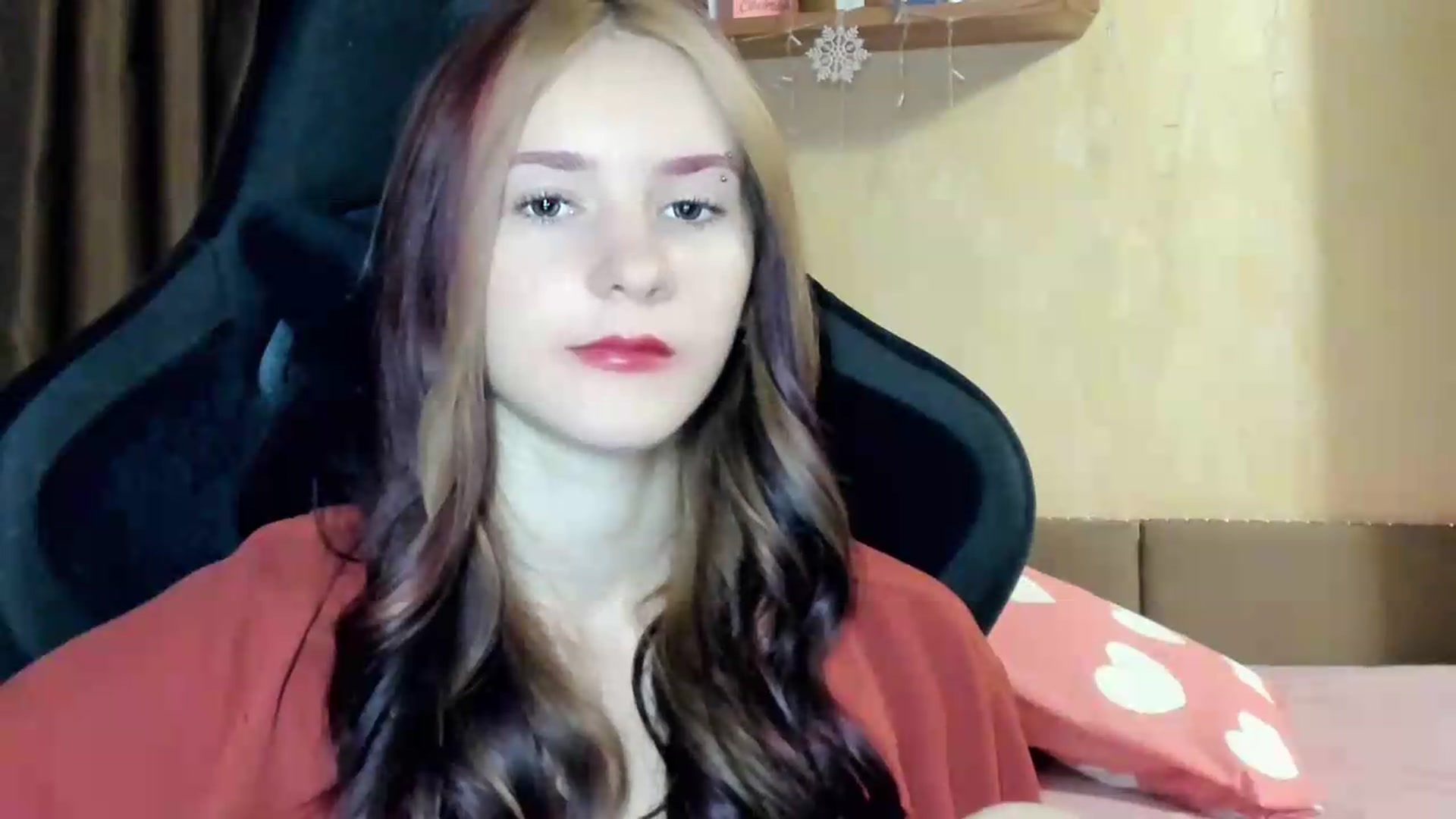 Gallery image thumbnail from Madison_Burke's myfreecams stream on, 08/18/2026, 22:30 image 10 of 20