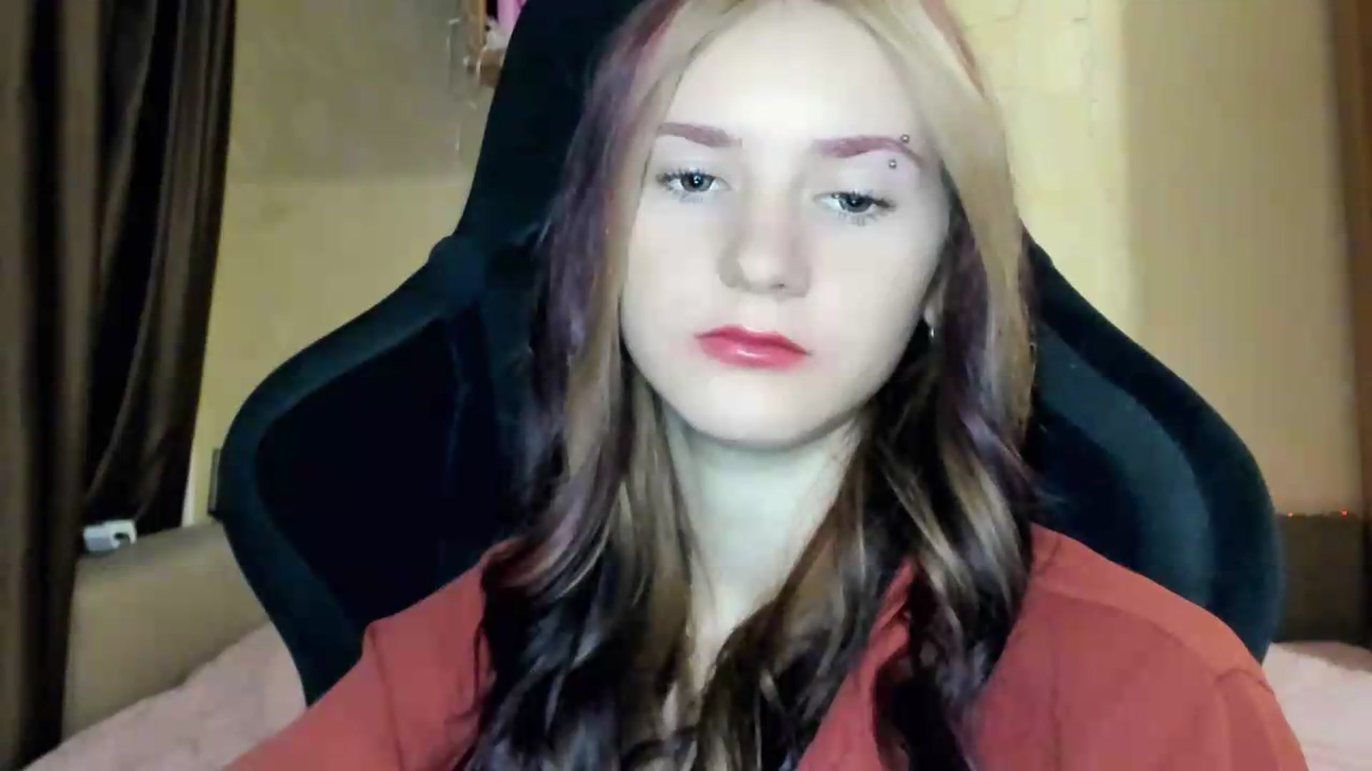 Gallery image thumbnail from Madison_Burke's myfreecams stream on, 08/18/2026, 22:30 image 20 of 20