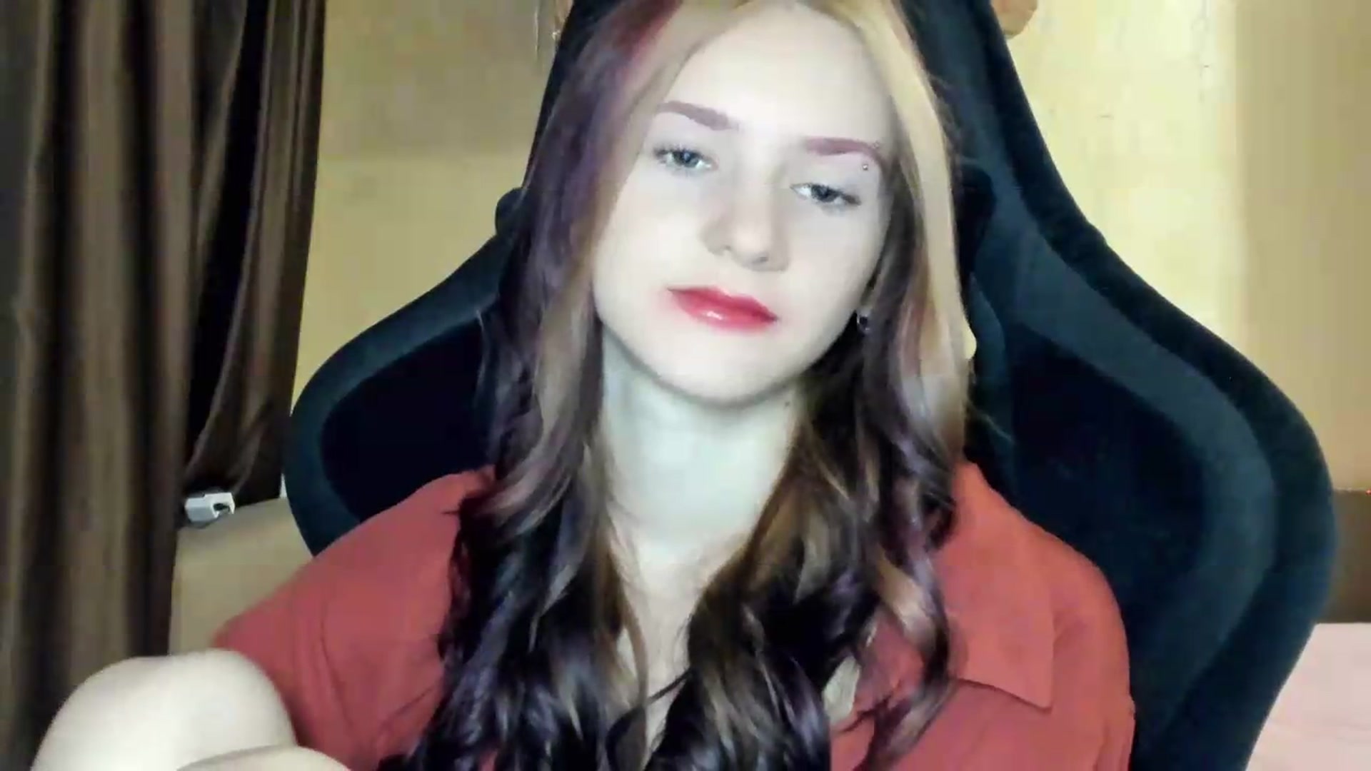 Gallery image thumbnail from Madison_Burke's myfreecams stream on, 08/18/2026, 22:30 image 2 of 20