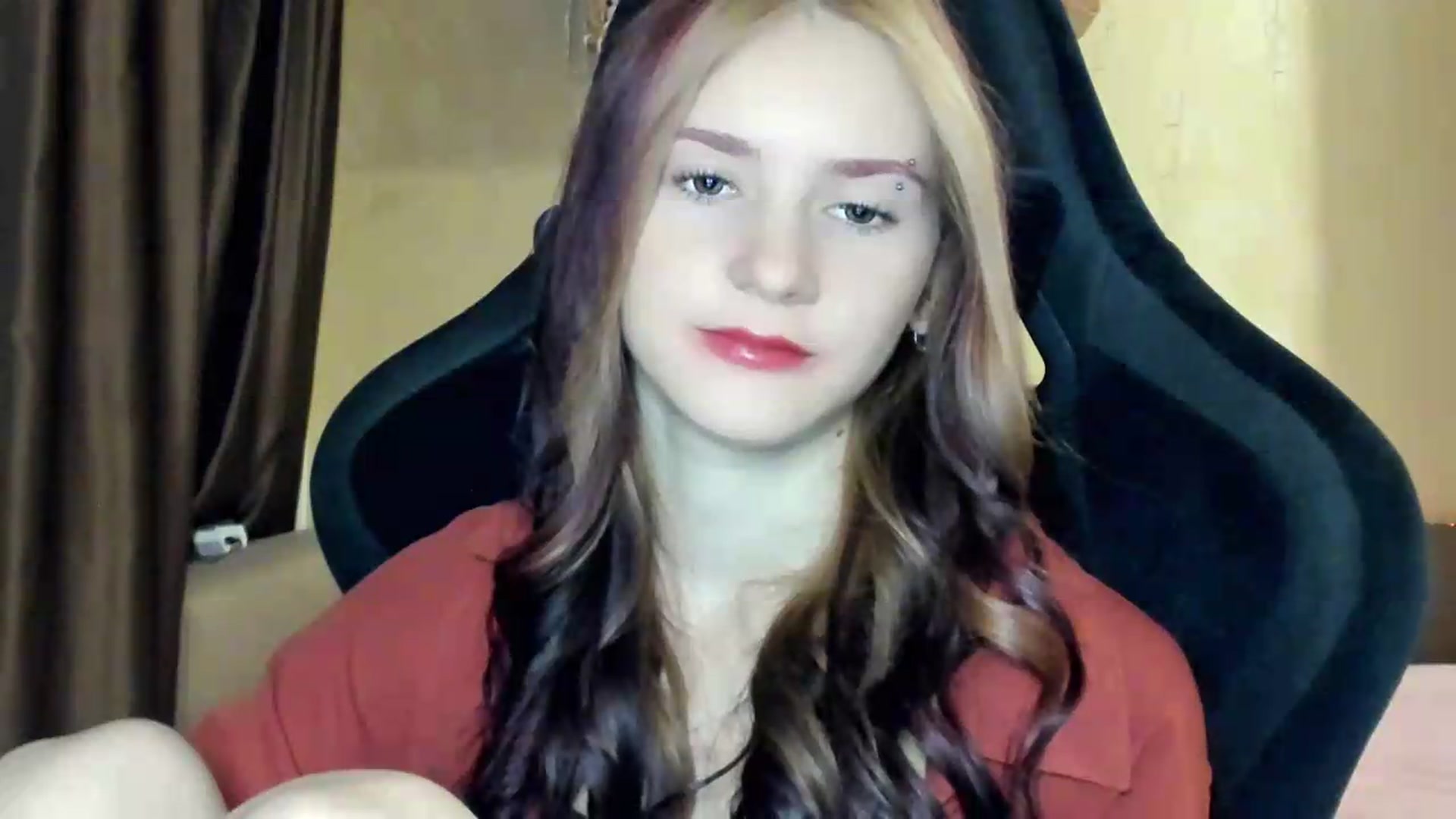 Gallery image thumbnail from Madison_Burke's myfreecams stream on, 08/18/2026, 22:30 image 4 of 20