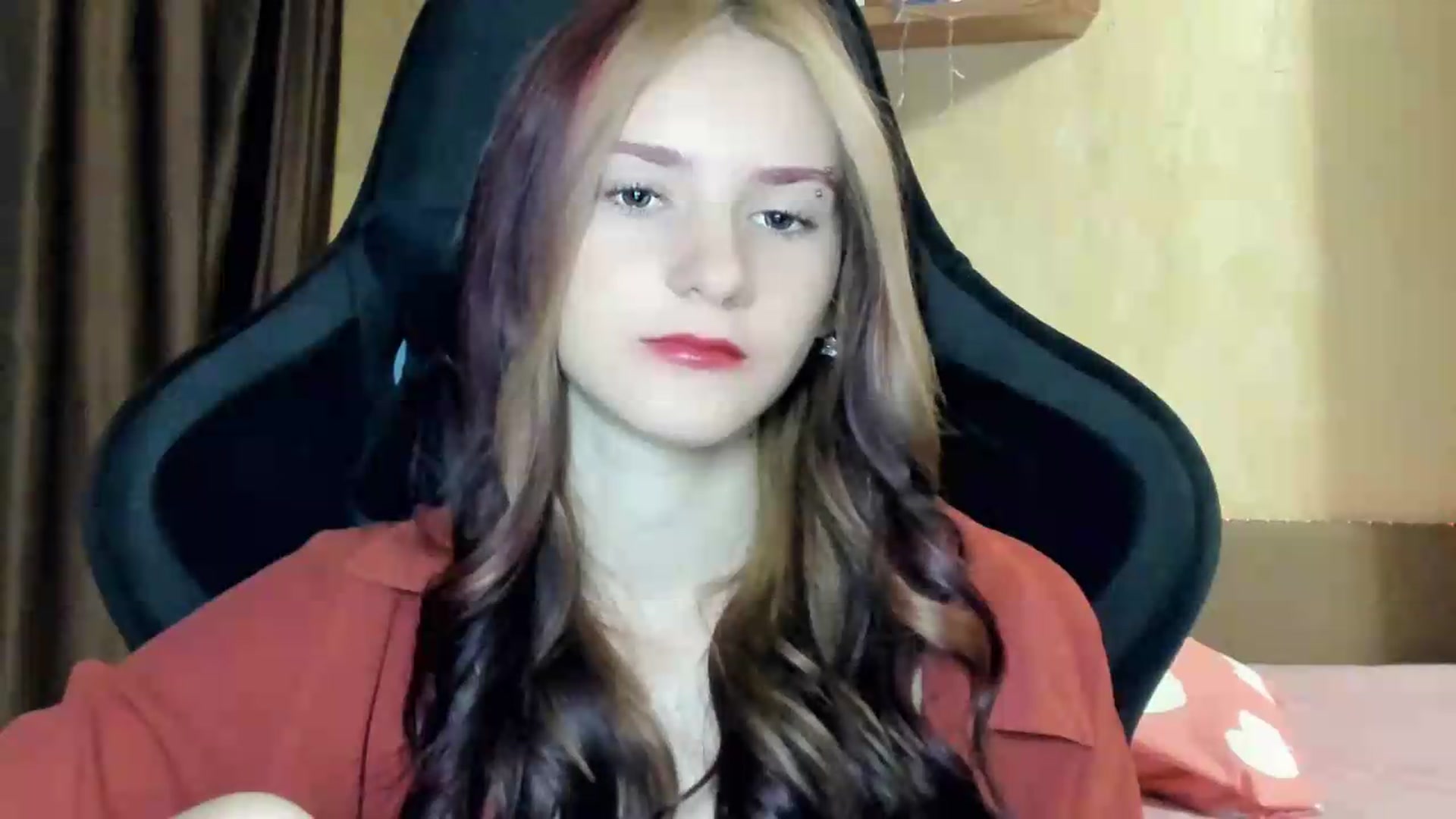 Gallery image thumbnail from Madison_Burke's myfreecams stream on, 08/18/2026, 22:30 image 5 of 20