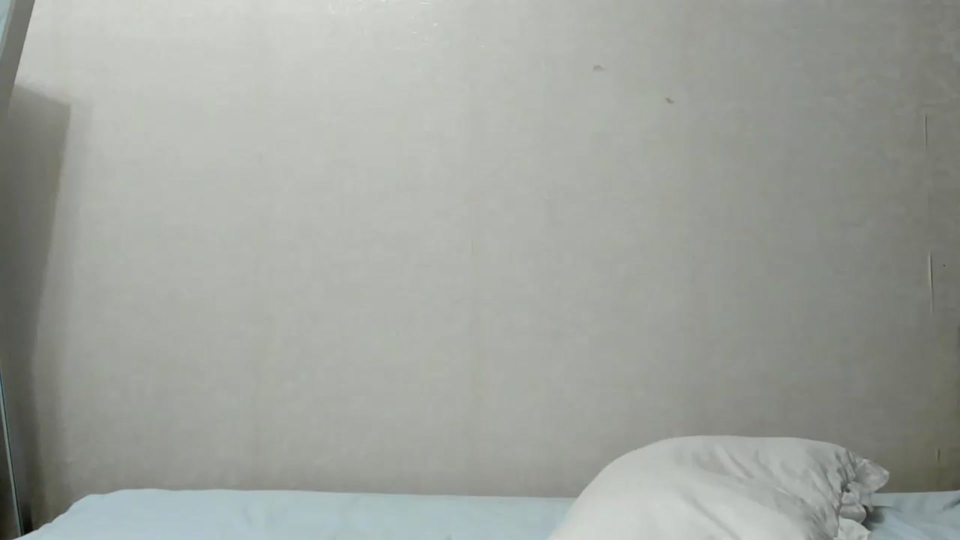 Gallery image thumbnail from Madison_Burke's myfreecams stream on, 08/26/2026, 24:24 image 7 of 20