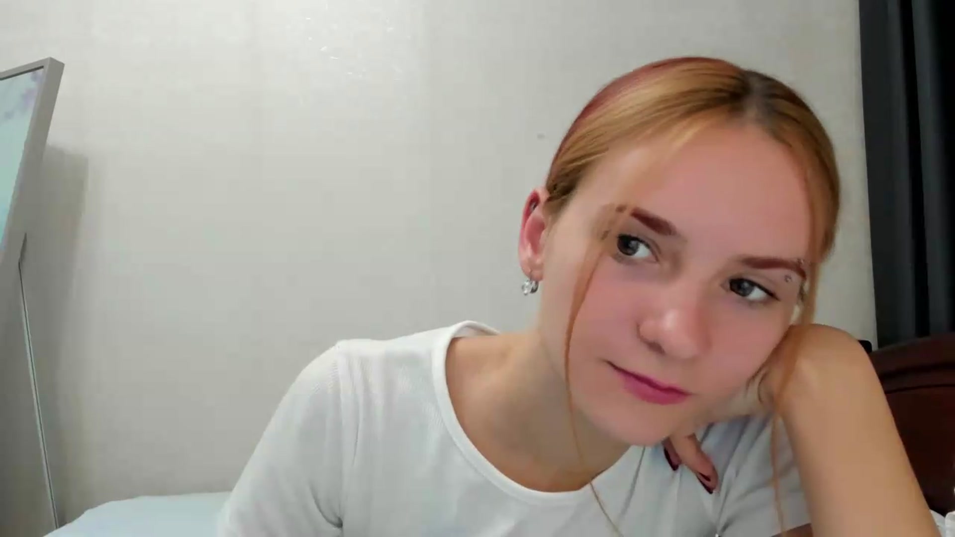 Gallery image thumbnail from Madison_Burke's myfreecams stream on, 08/28/2026, 24:19 image 7 of 20
