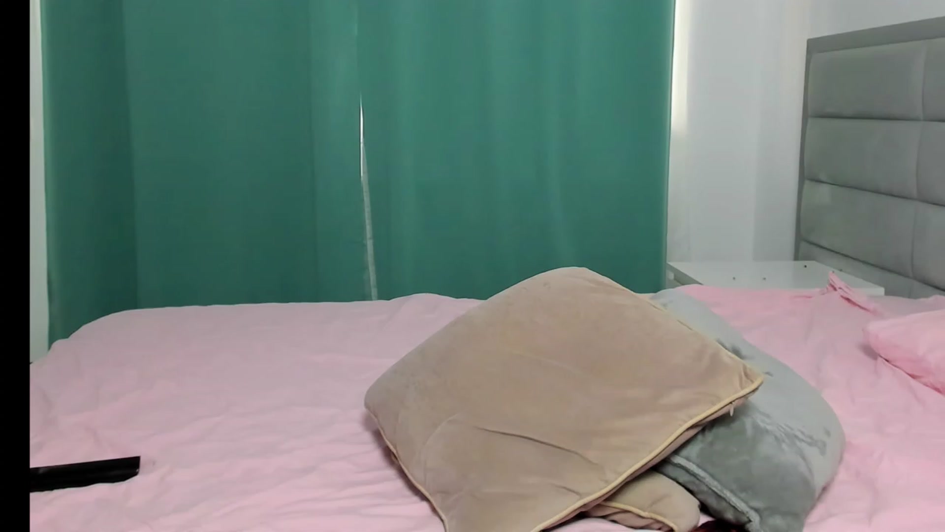 Gallery image thumbnail from Madison_Royal's myfreecams stream on, 07/25/2023, 12:30 image 10 of 20