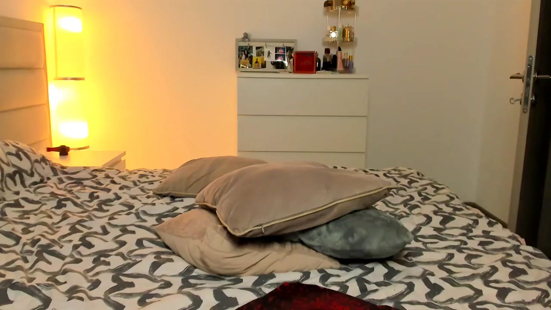 Gallery image thumbnail from Madison_Royal's myfreecams stream on, 03/22/2025, 19:36 image 15 of 20