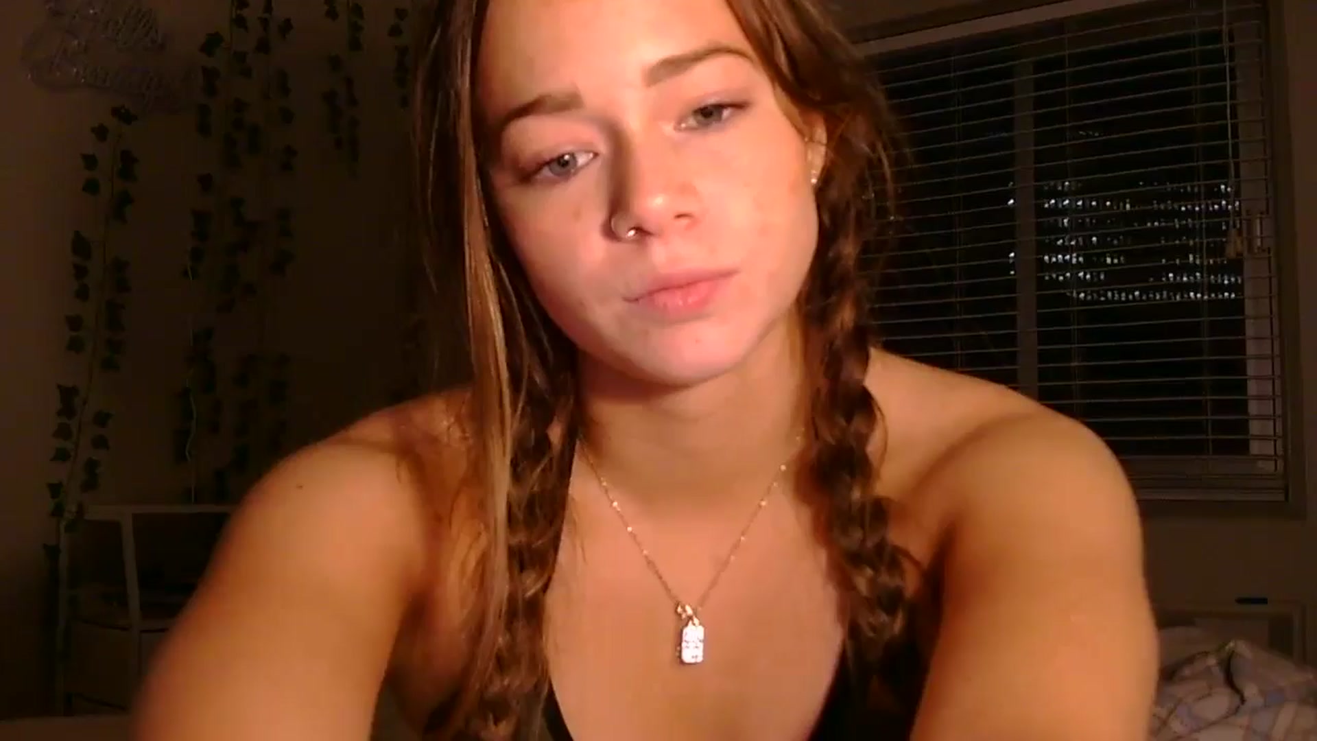 Gallery image thumbnail from Madisonfoxx69's myfreecams stream on, 01/03/2025, 02:34 image 8 of 20