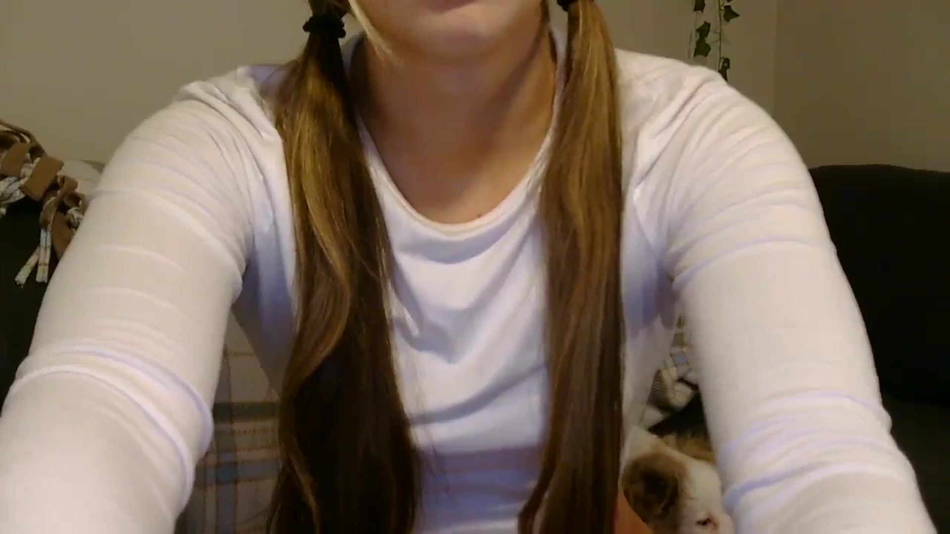Gallery image thumbnail from Madisonfoxx69's myfreecams stream on, 01/09/2025, 23:07 image 17 of 20