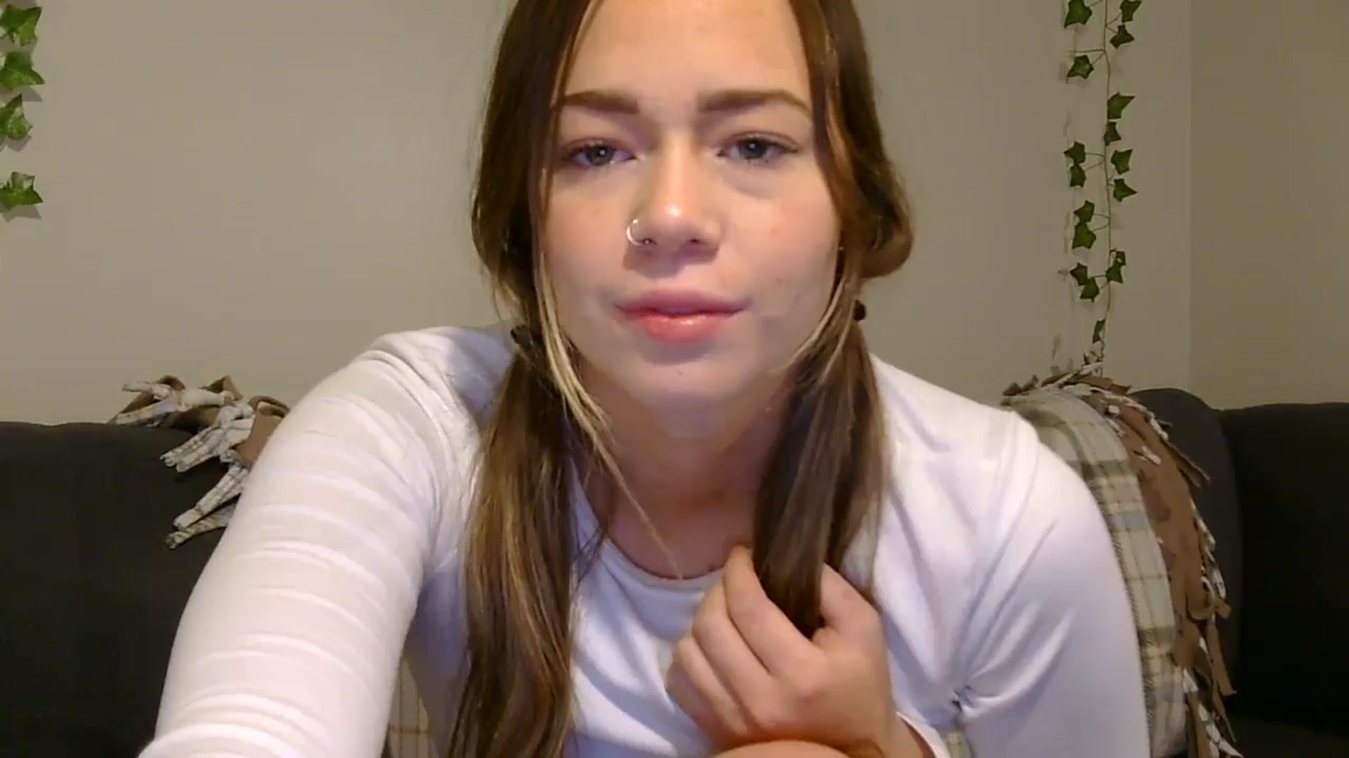 Gallery image thumbnail from Madisonfoxx69's myfreecams stream on, 01/10/2025, 24:06 image 19 of 20