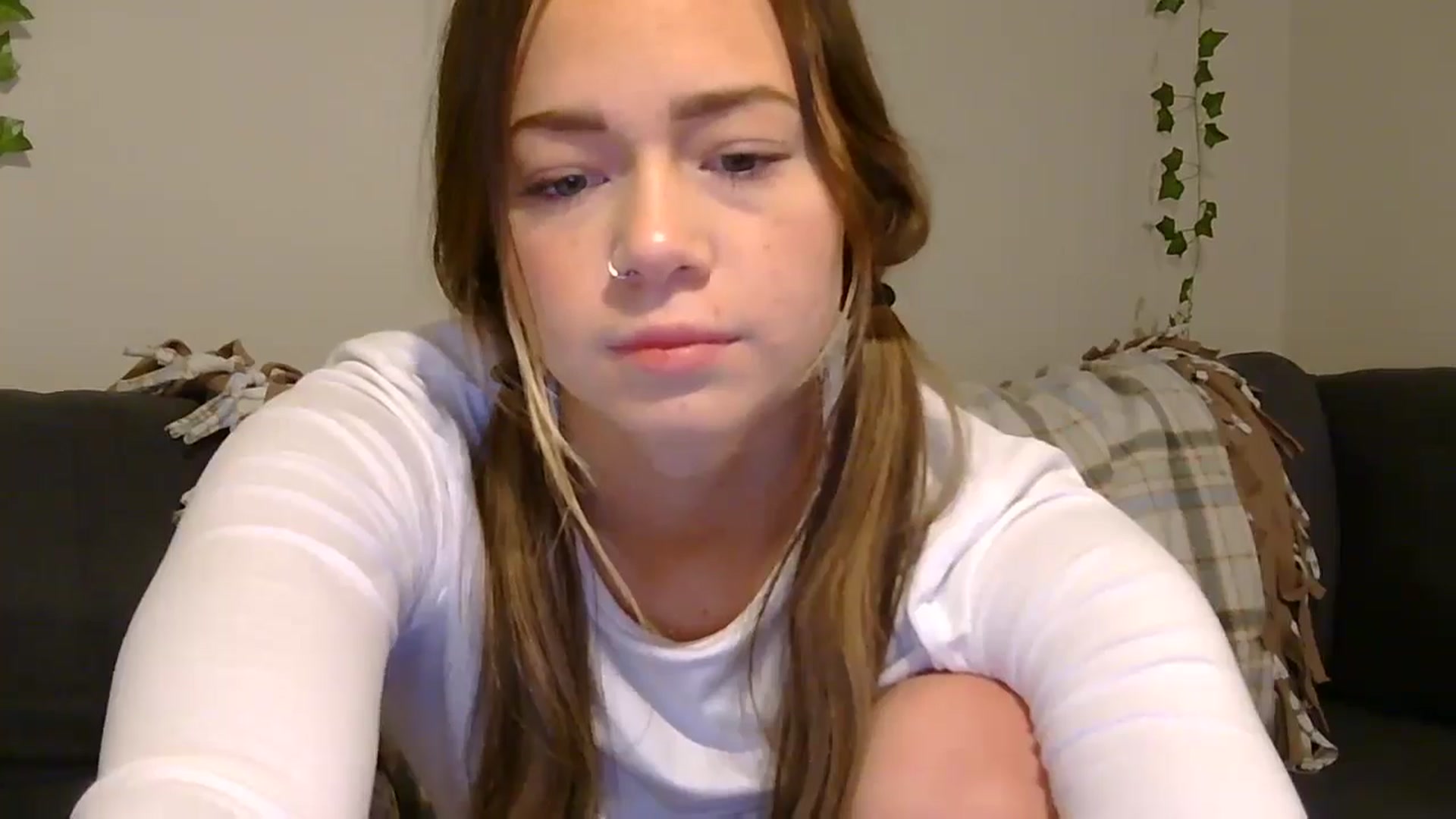 Gallery image thumbnail from Madisonfoxx69's myfreecams stream on, 01/10/2025, 24:06 image 15 of 20