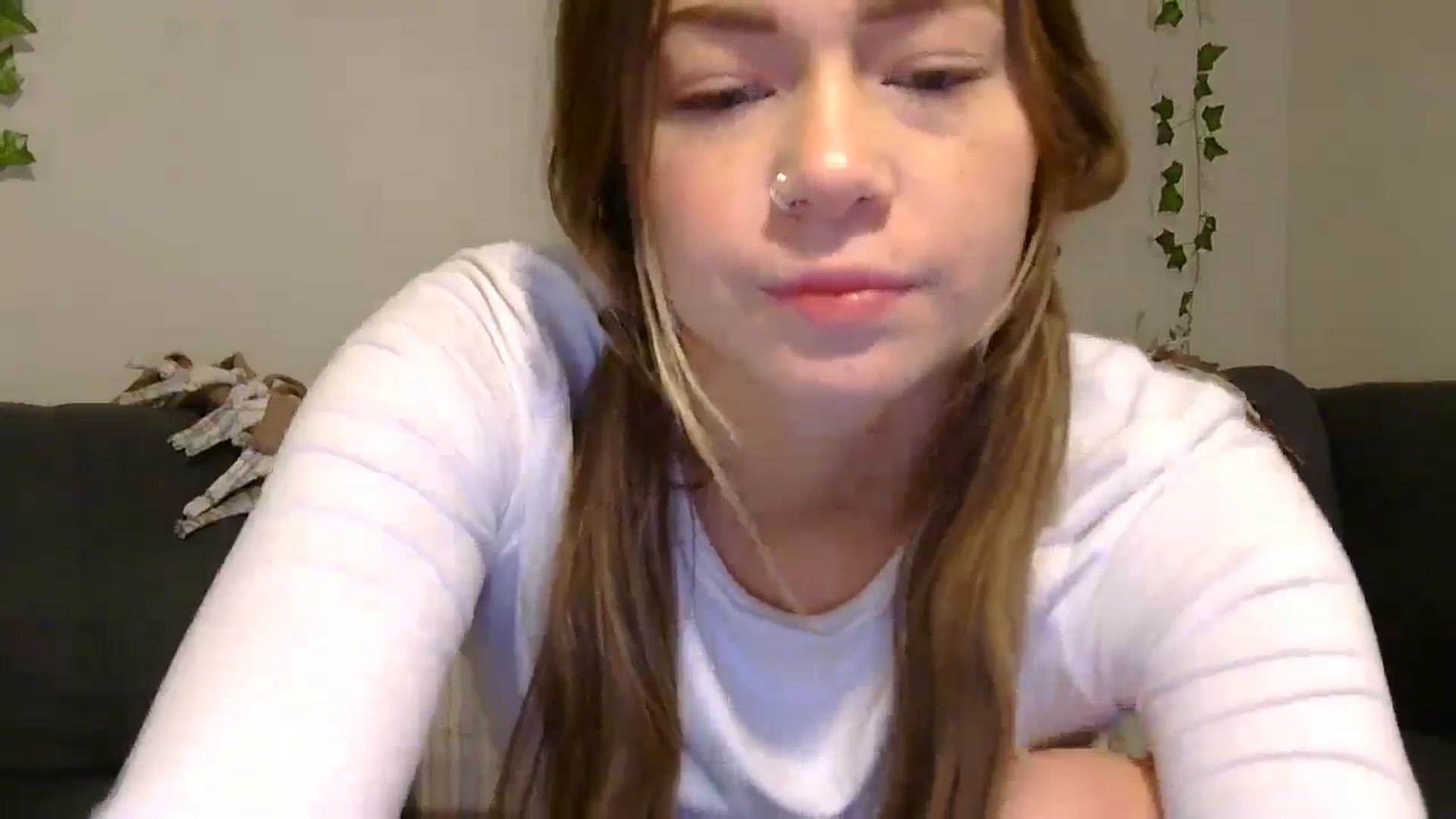 Gallery image thumbnail from Madisonfoxx69's myfreecams stream on, 01/10/2025, 24:06 image 17 of 20