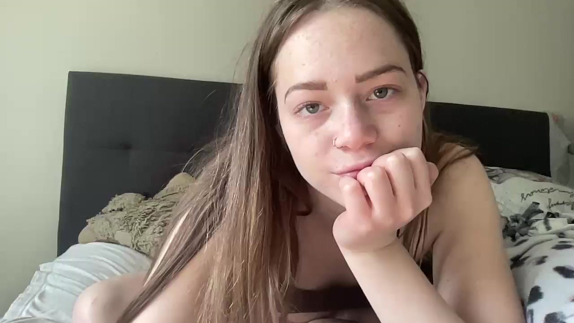 Gallery image thumbnail from Madisonfoxx69's myfreecams stream on, 02/10/2025, 19:46 image 1 of 20