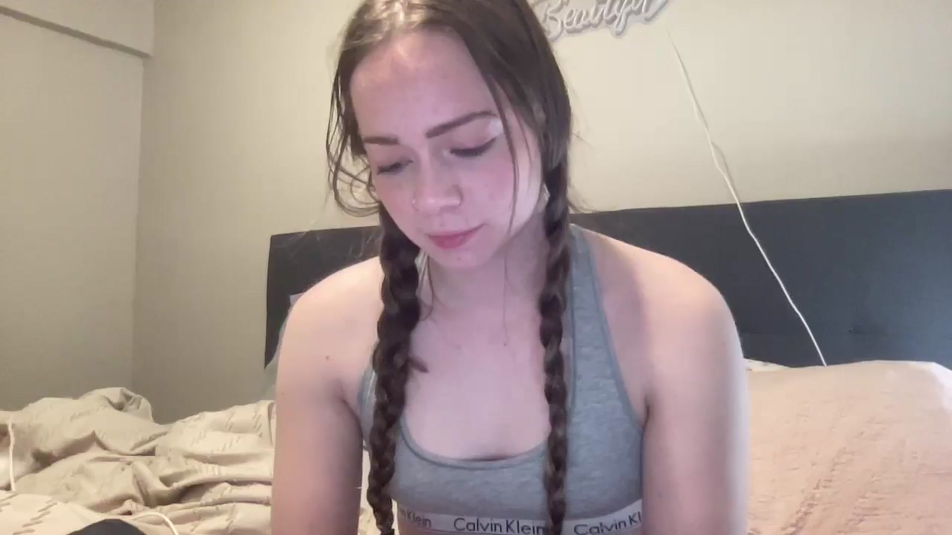 Gallery image thumbnail from Madisonfoxx69's myfreecams stream on, 02/19/2025, 05:55 image 18 of 20