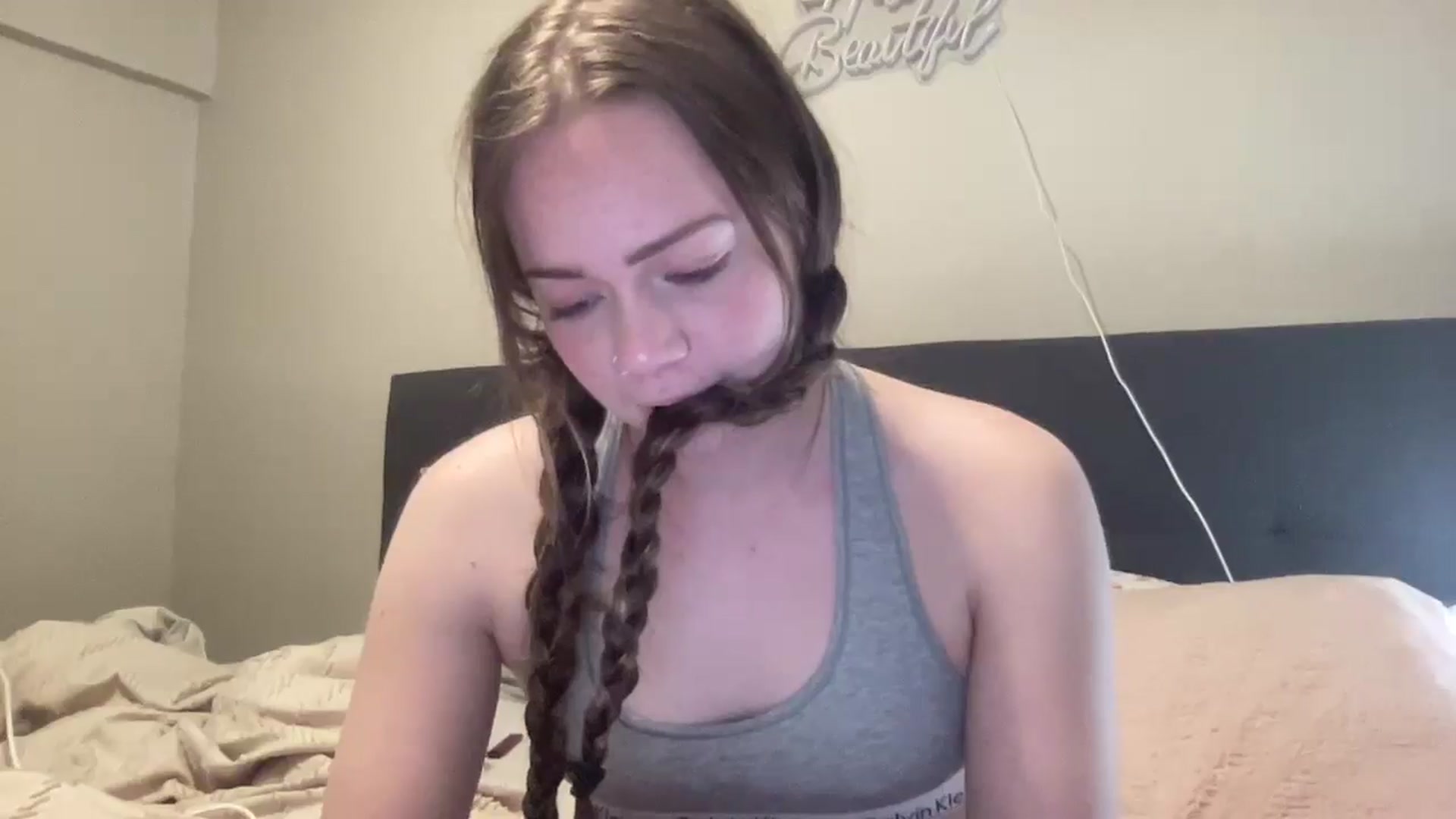 Gallery image thumbnail from Madisonfoxx69's myfreecams stream on, 02/19/2025, 05:55 image 16 of 20