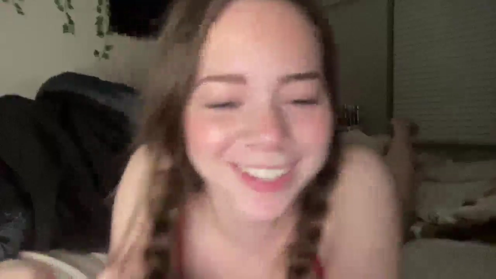Gallery image thumbnail from Madisonfoxx69's myfreecams stream on, 02/20/2025, 02:51 image 4 of 20