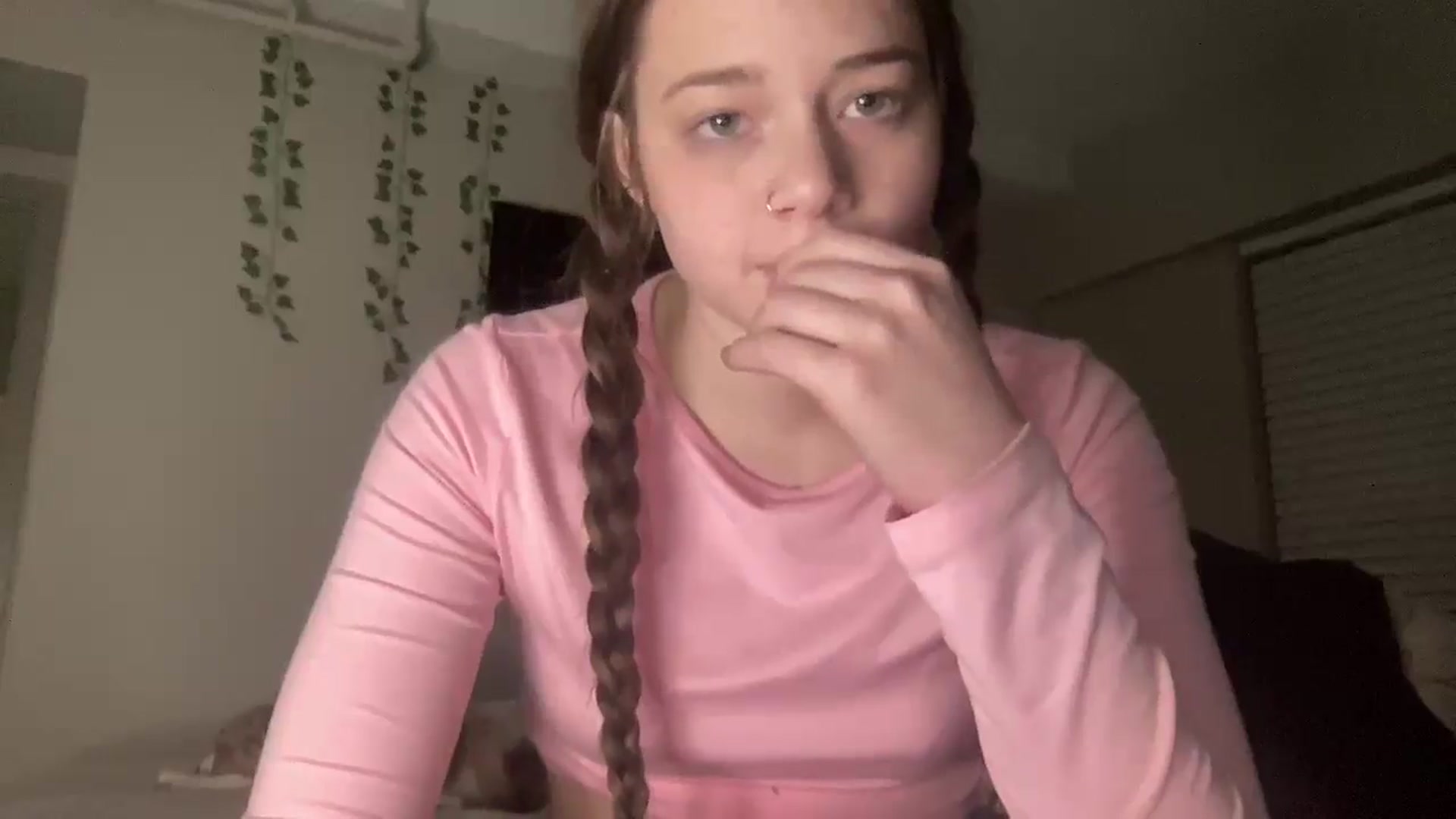 Gallery image thumbnail from Madisonfoxx69's myfreecams stream on, 02/22/2025, 05:14 image 17 of 20
