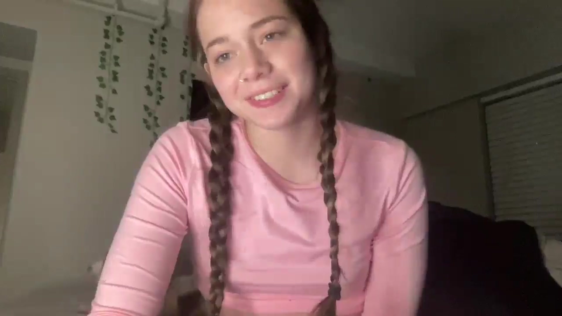 Gallery image thumbnail from Madisonfoxx69's myfreecams stream on, 02/22/2025, 05:14 image 12 of 20