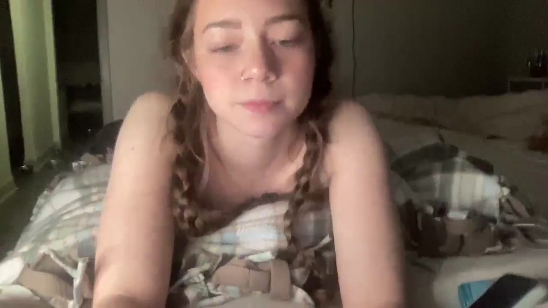 Gallery image thumbnail from Madisonfoxx69's myfreecams stream on, 02/23/2025, 05:07 image 7 of 20