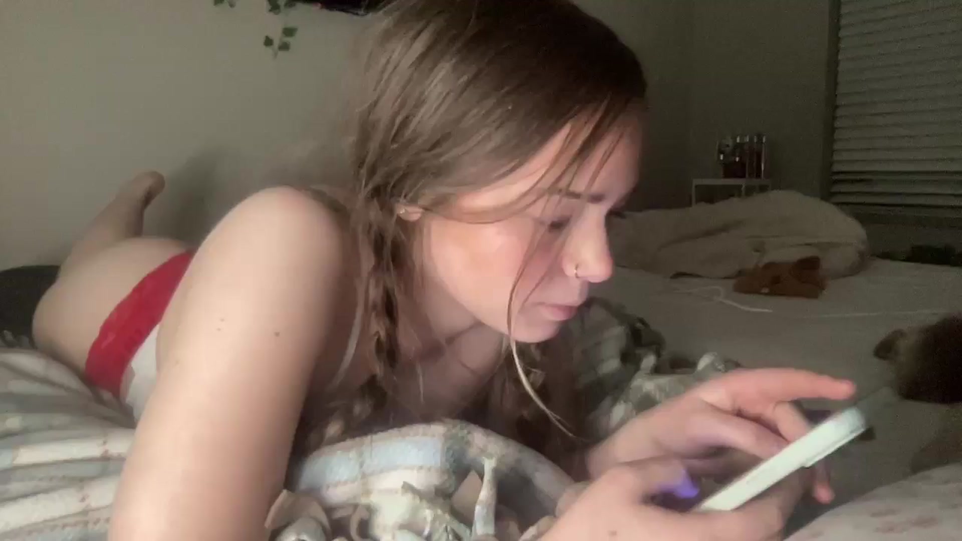 Gallery image thumbnail from Madisonfoxx69's myfreecams stream on, 02/23/2025, 05:07 image 1 of 20