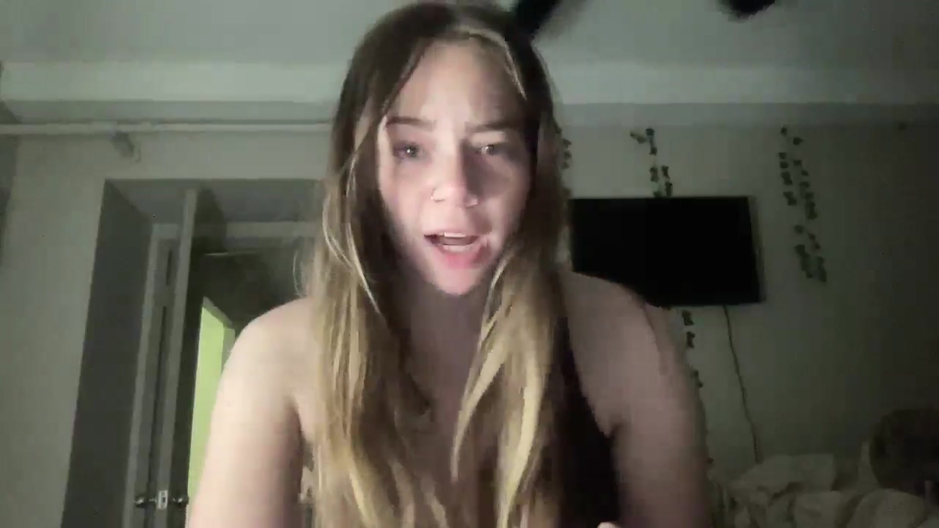 Gallery image thumbnail from Madisonfoxx69's myfreecams stream on, 02/25/2025, 05:58 image 8 of 20